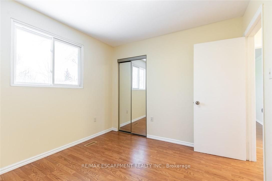 16 Garrow Drive Property Photo 8