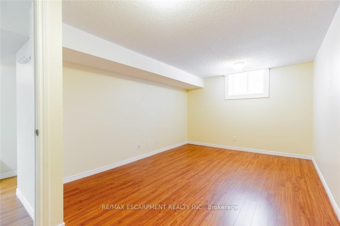 16 Garrow Drive Property Photo 21