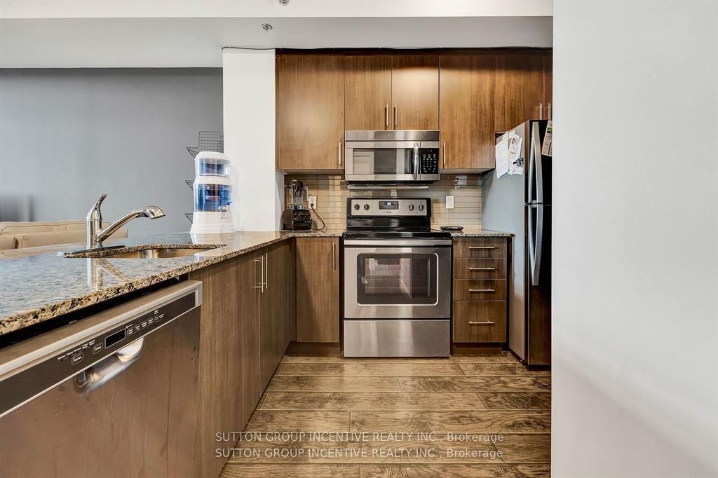 150 Water Street 1005 Property Photo 6