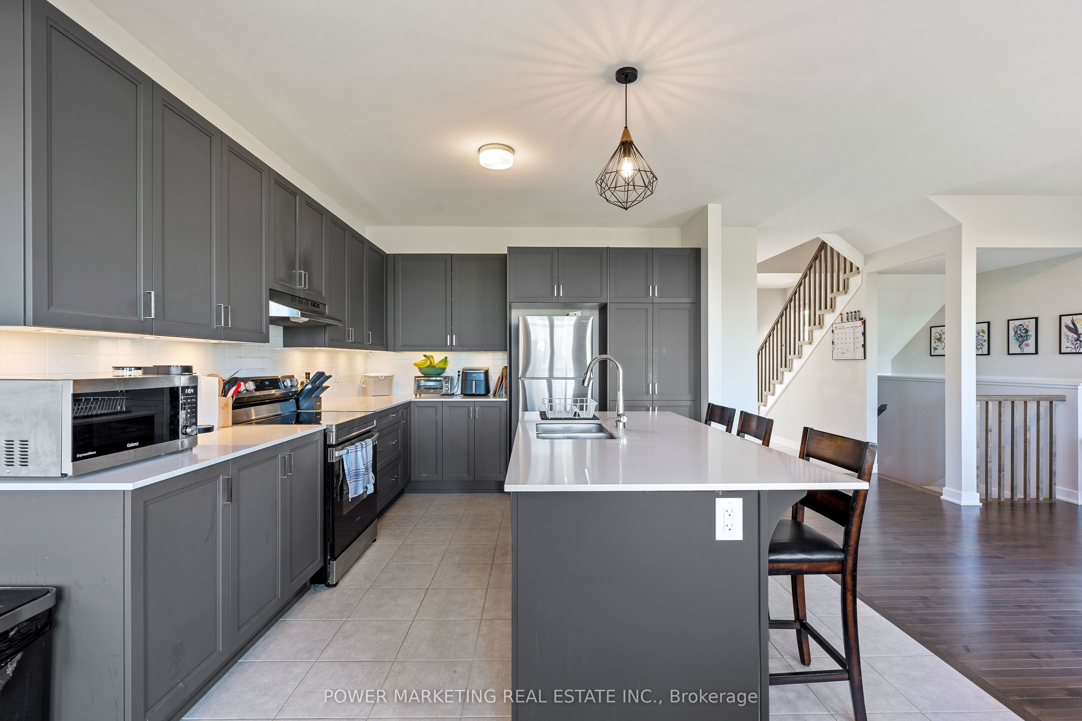129 Hackamore Crescent Property Photo 16