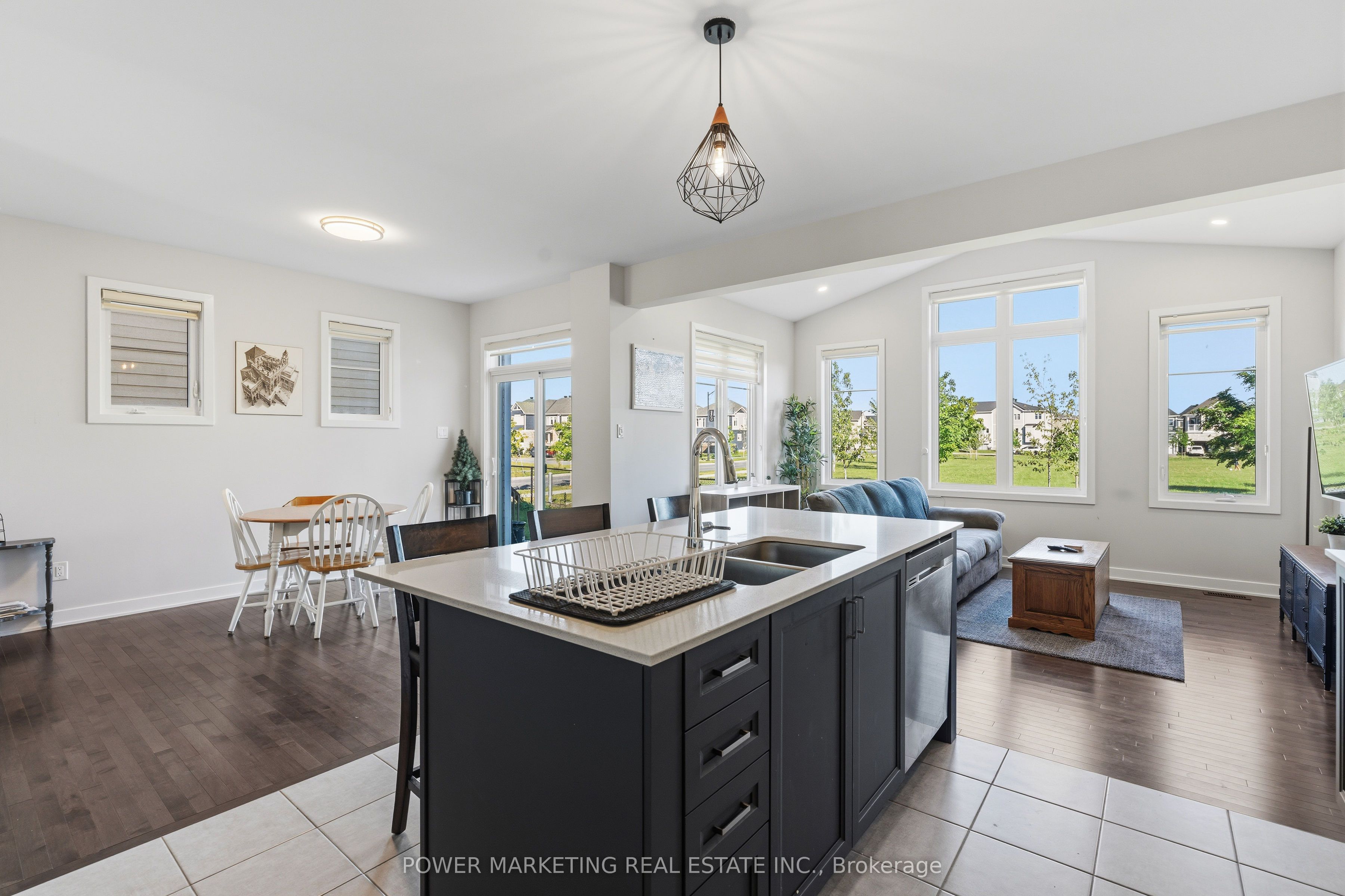 129 Hackamore Crescent Property Photo 17