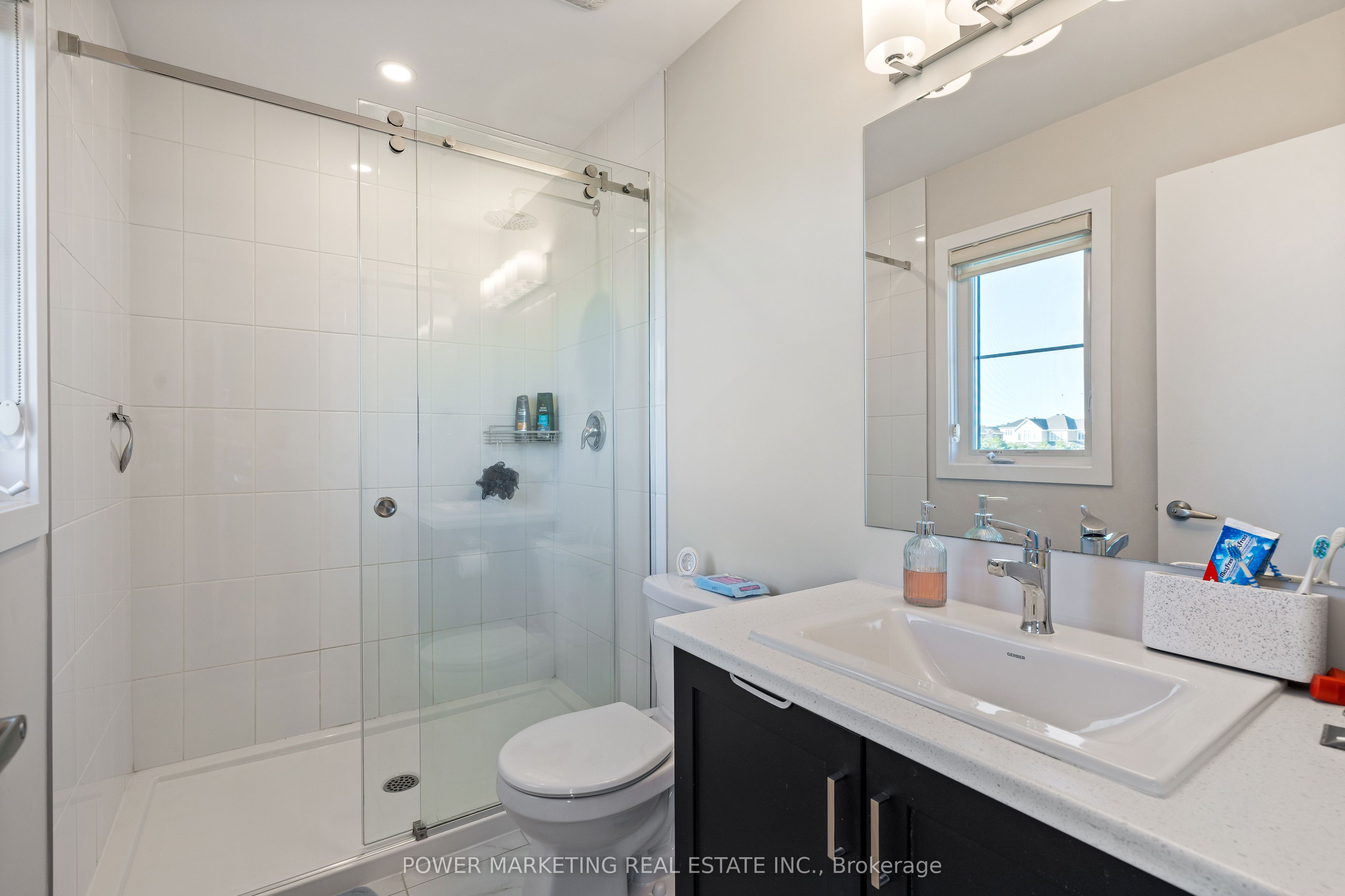 129 Hackamore Crescent Property Photo 22