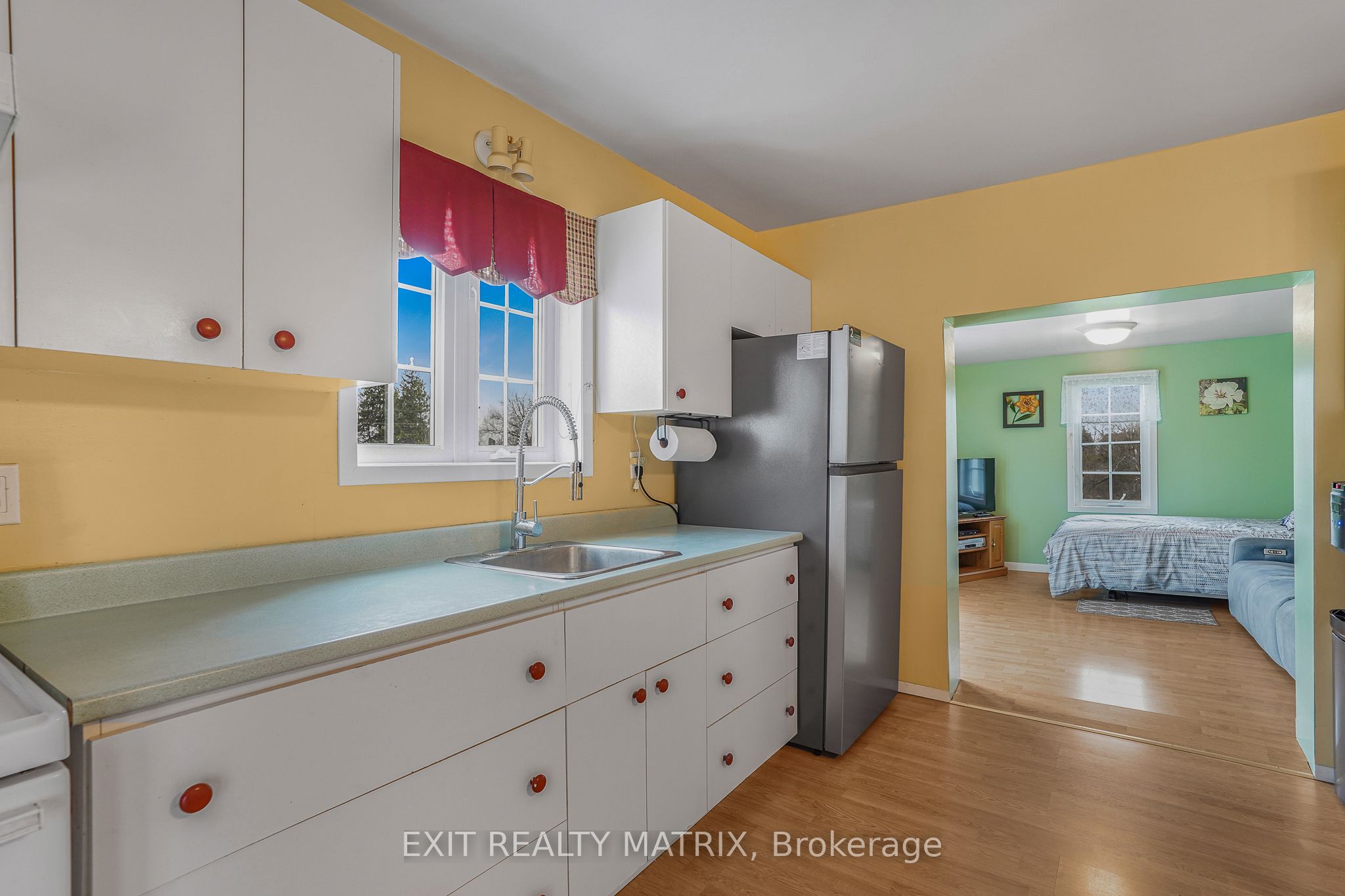 17 Dubois Street Property Photo 8