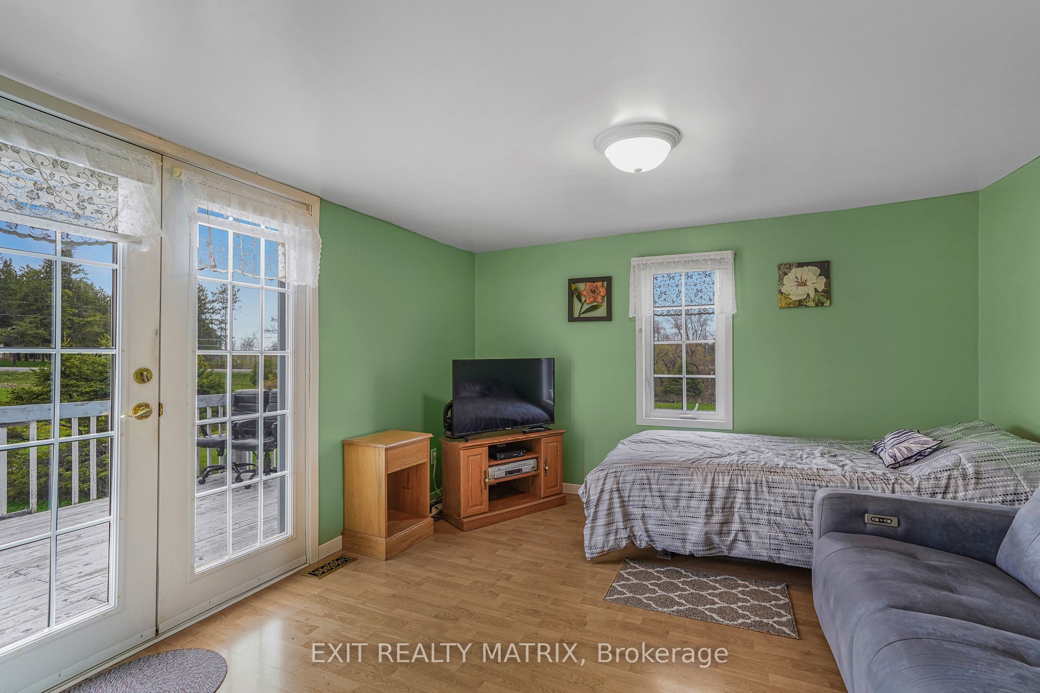 17 Dubois Street Property Photo 10