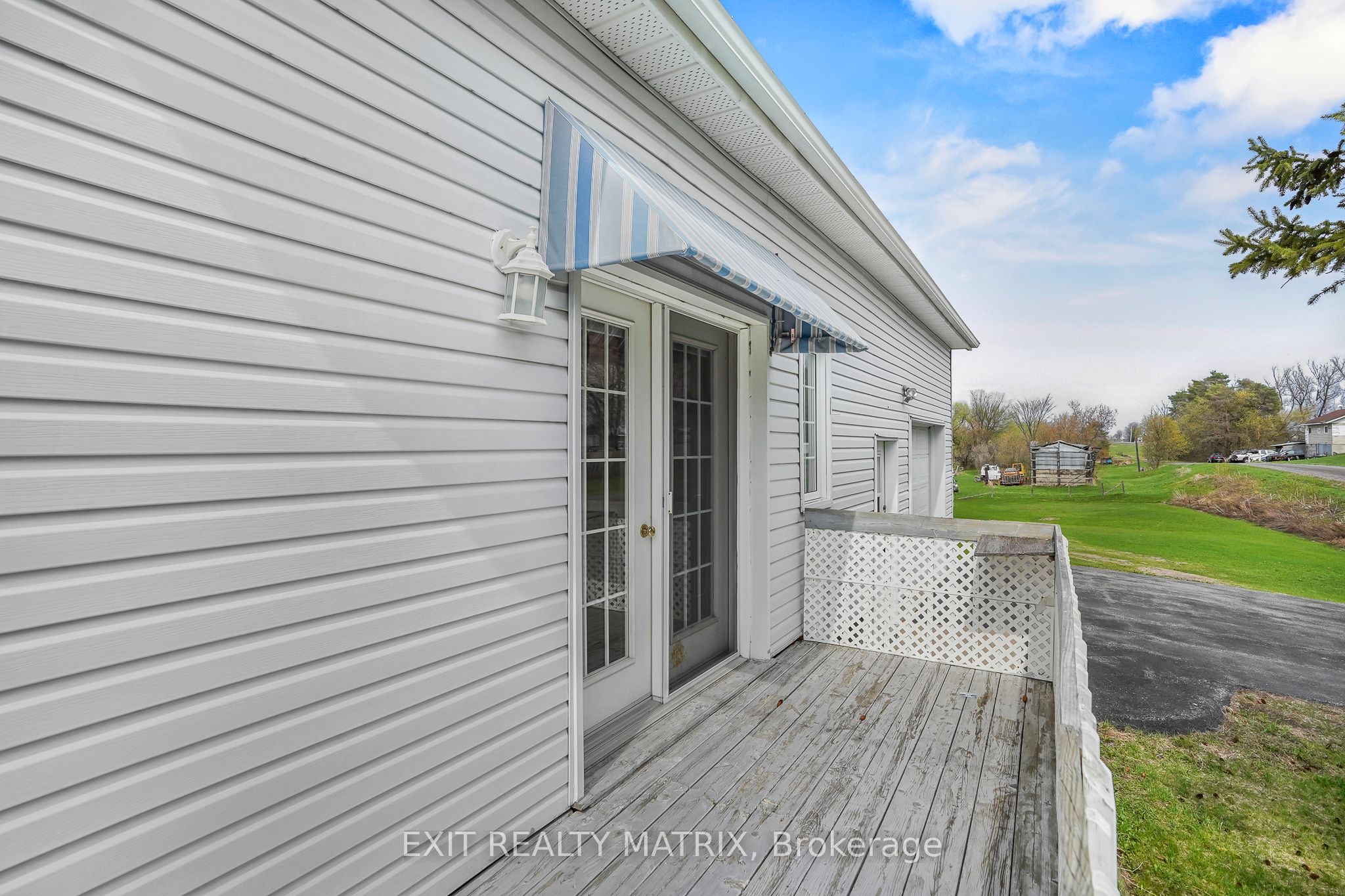 17 Dubois Street Property Photo 27