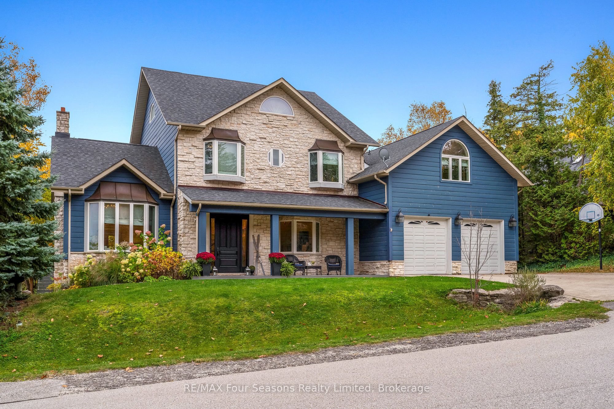 149 Aspen Way Property Photo 2