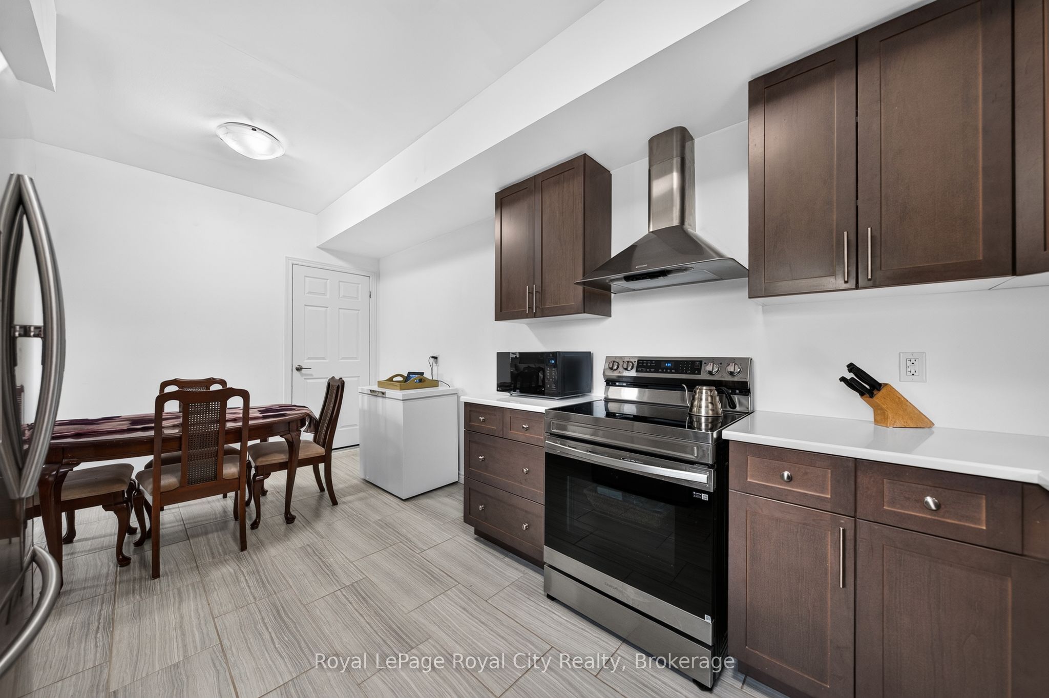 39 Kay Crescent 30 Property Photo 27