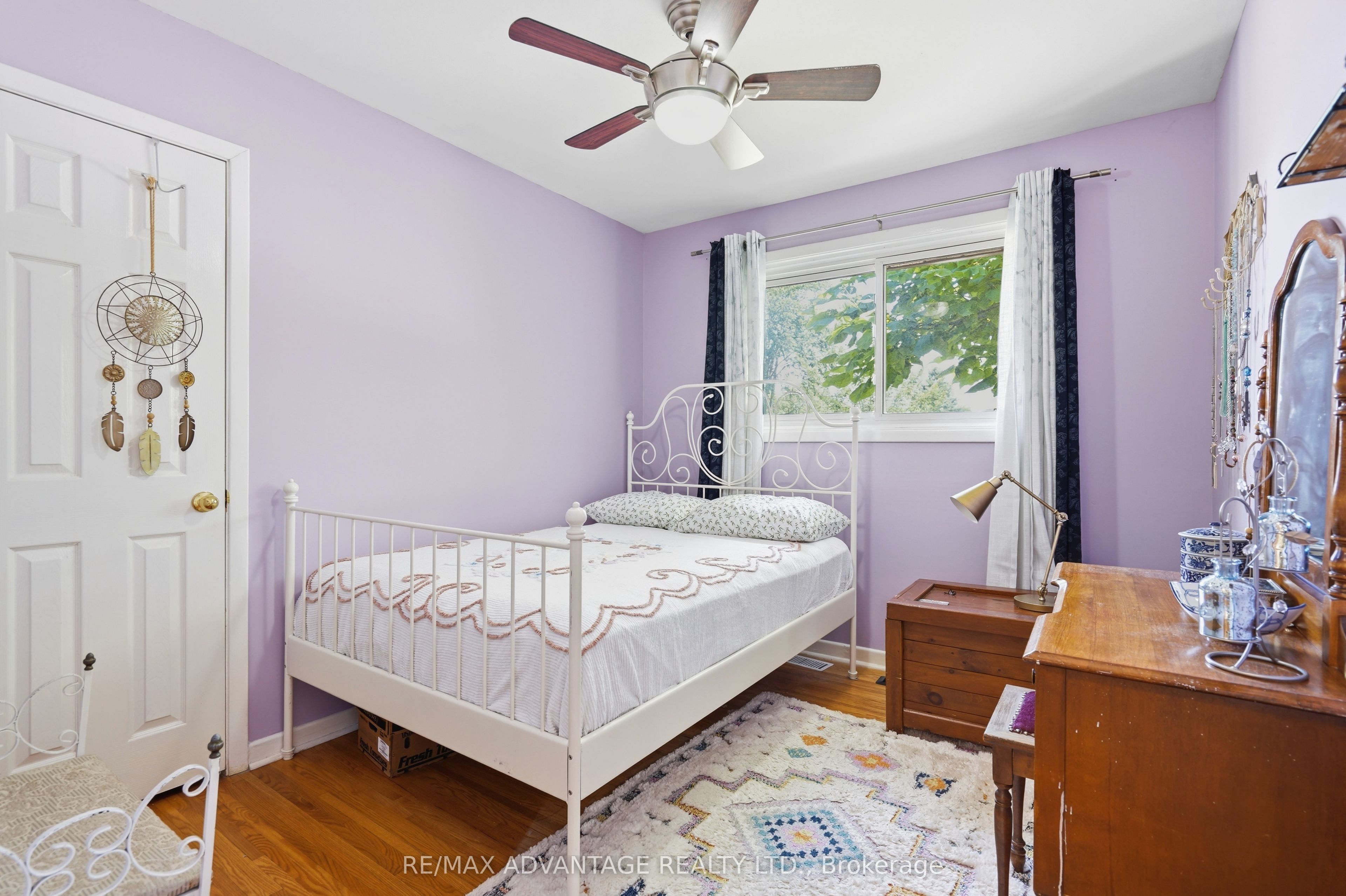 120 Champlain Crescent Property Photo 23