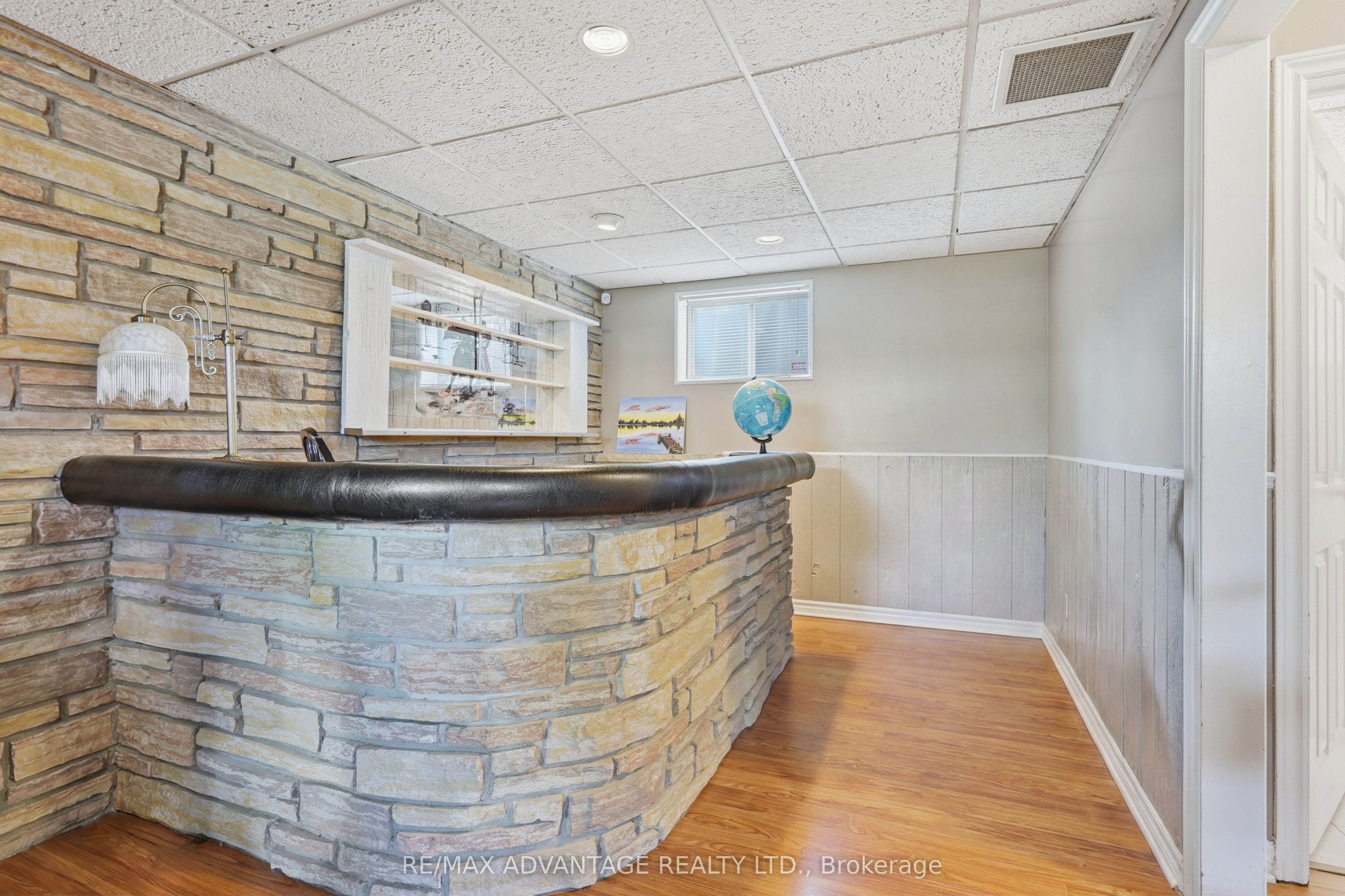 120 Champlain Crescent Property Photo 29