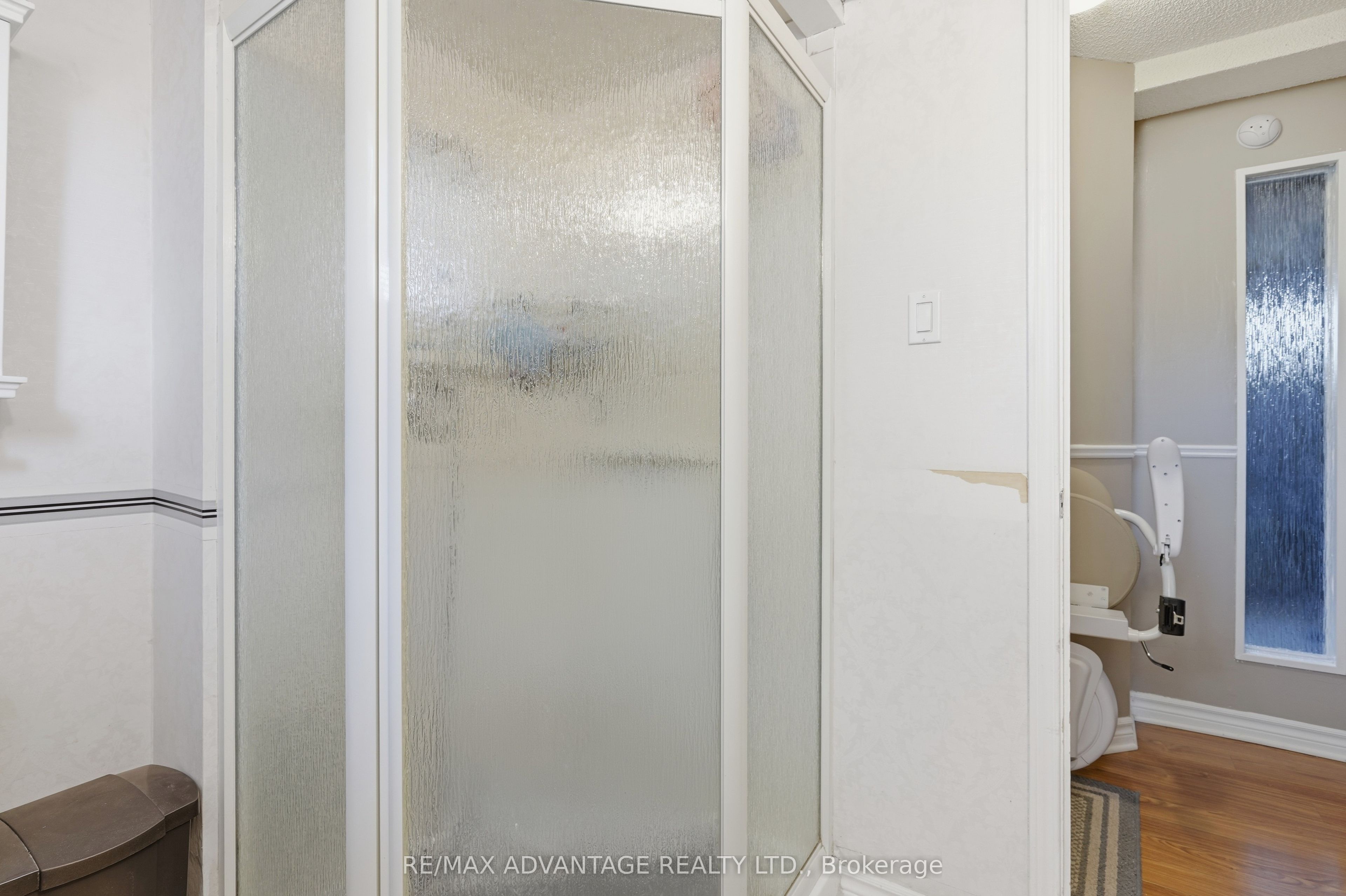 120 Champlain Crescent Property Photo 31
