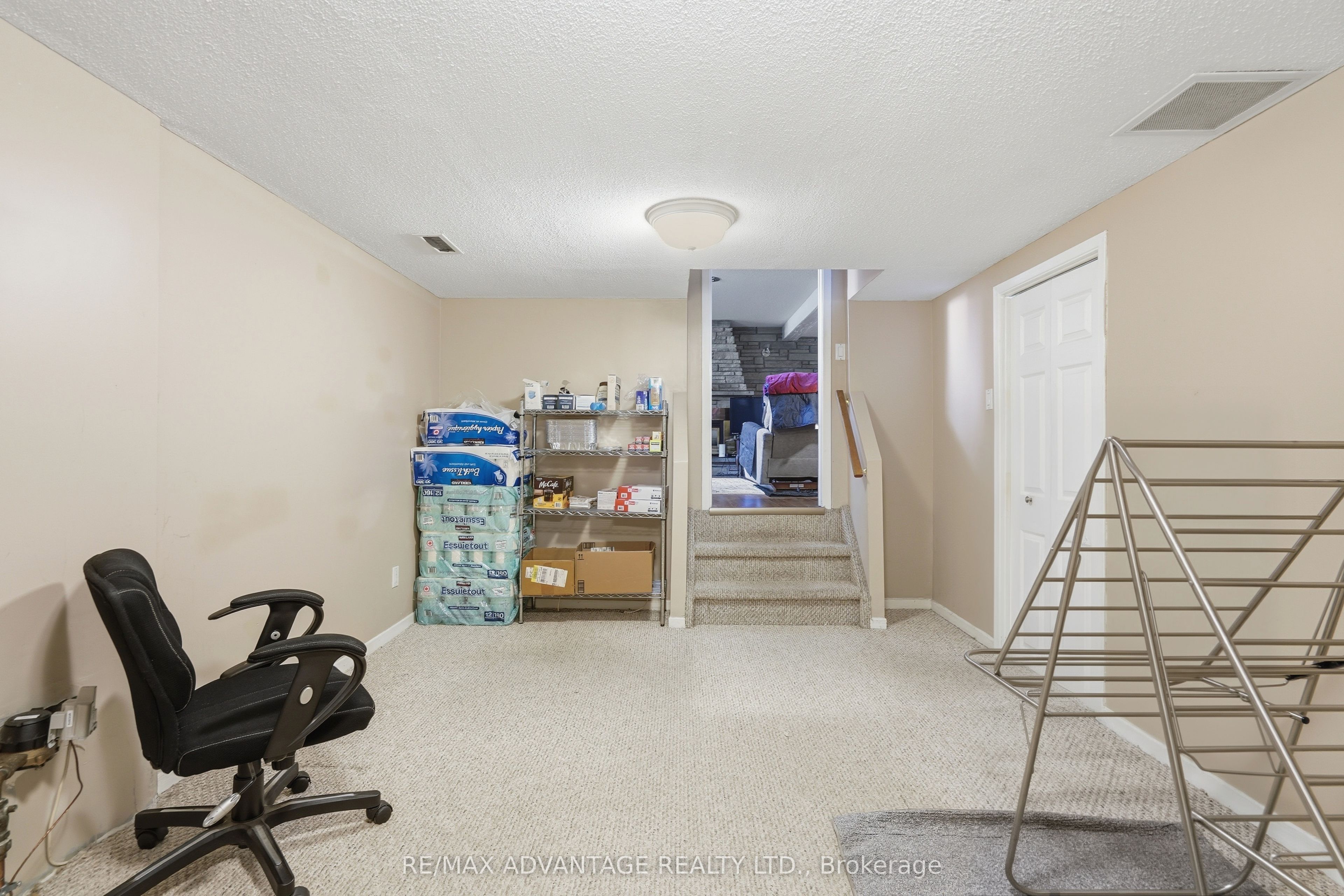 120 Champlain Crescent Property Photo 33