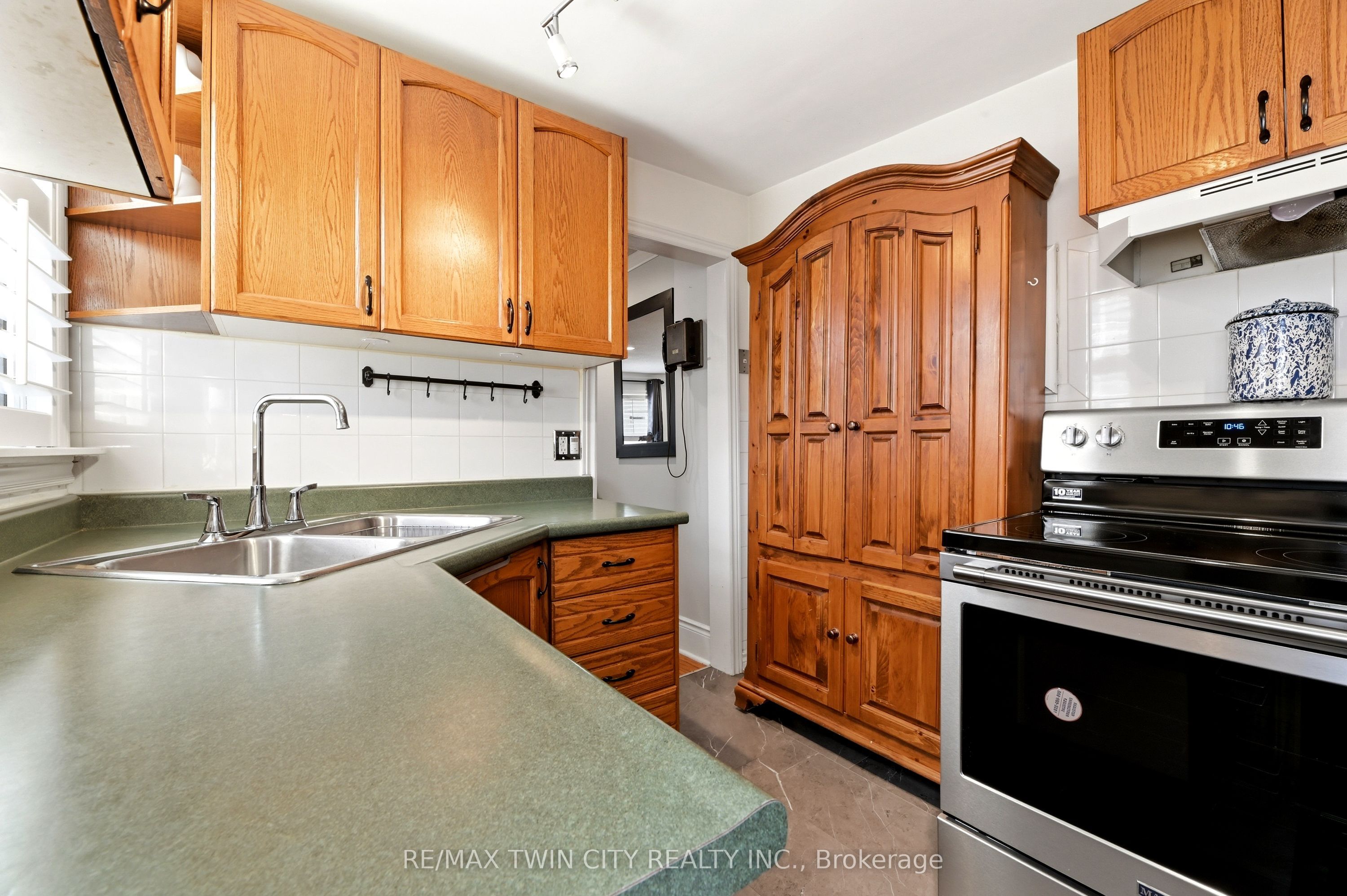 23 Britannia Avenue Property Photo 15