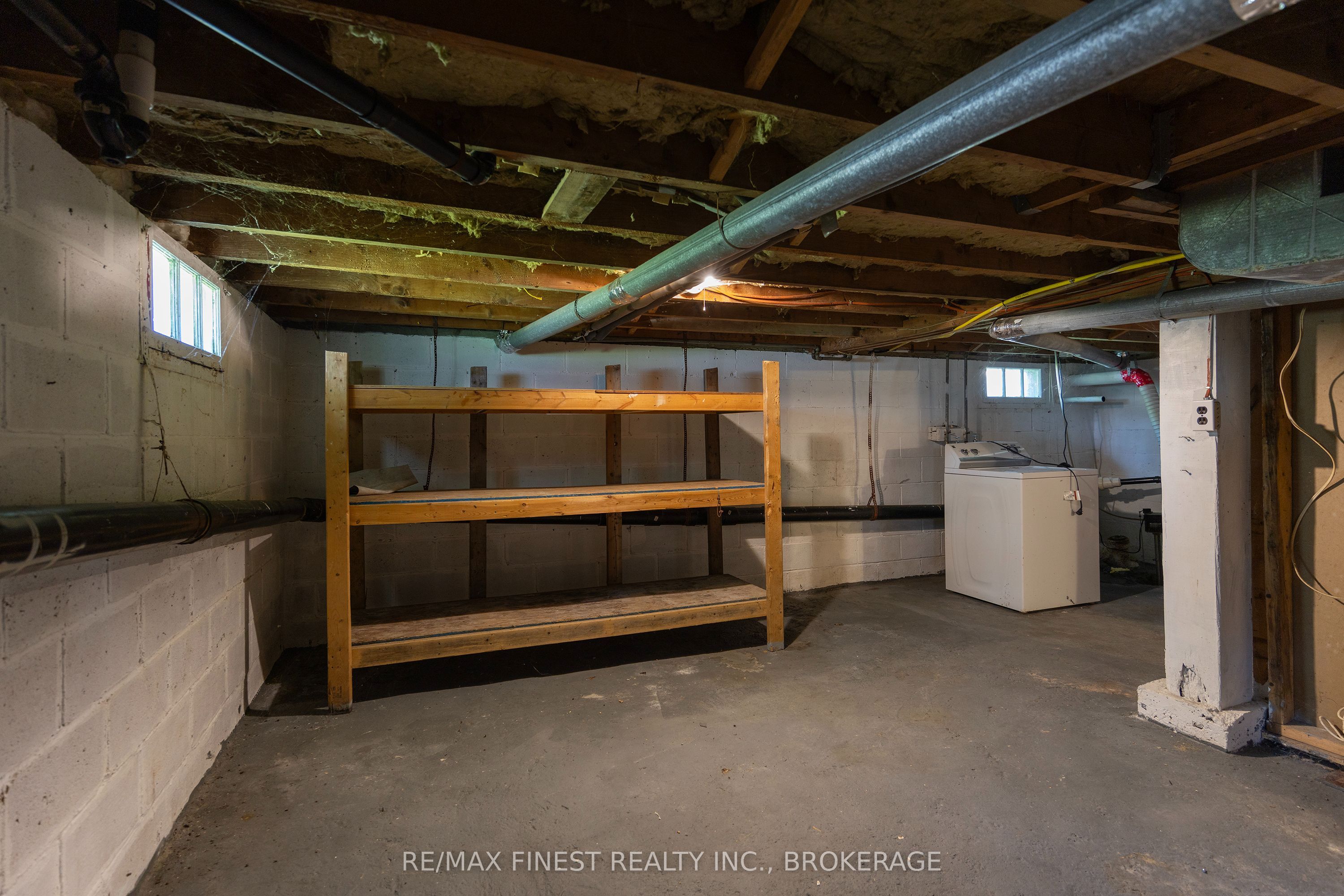 734 Portsmouth Avenue Property Photo 22