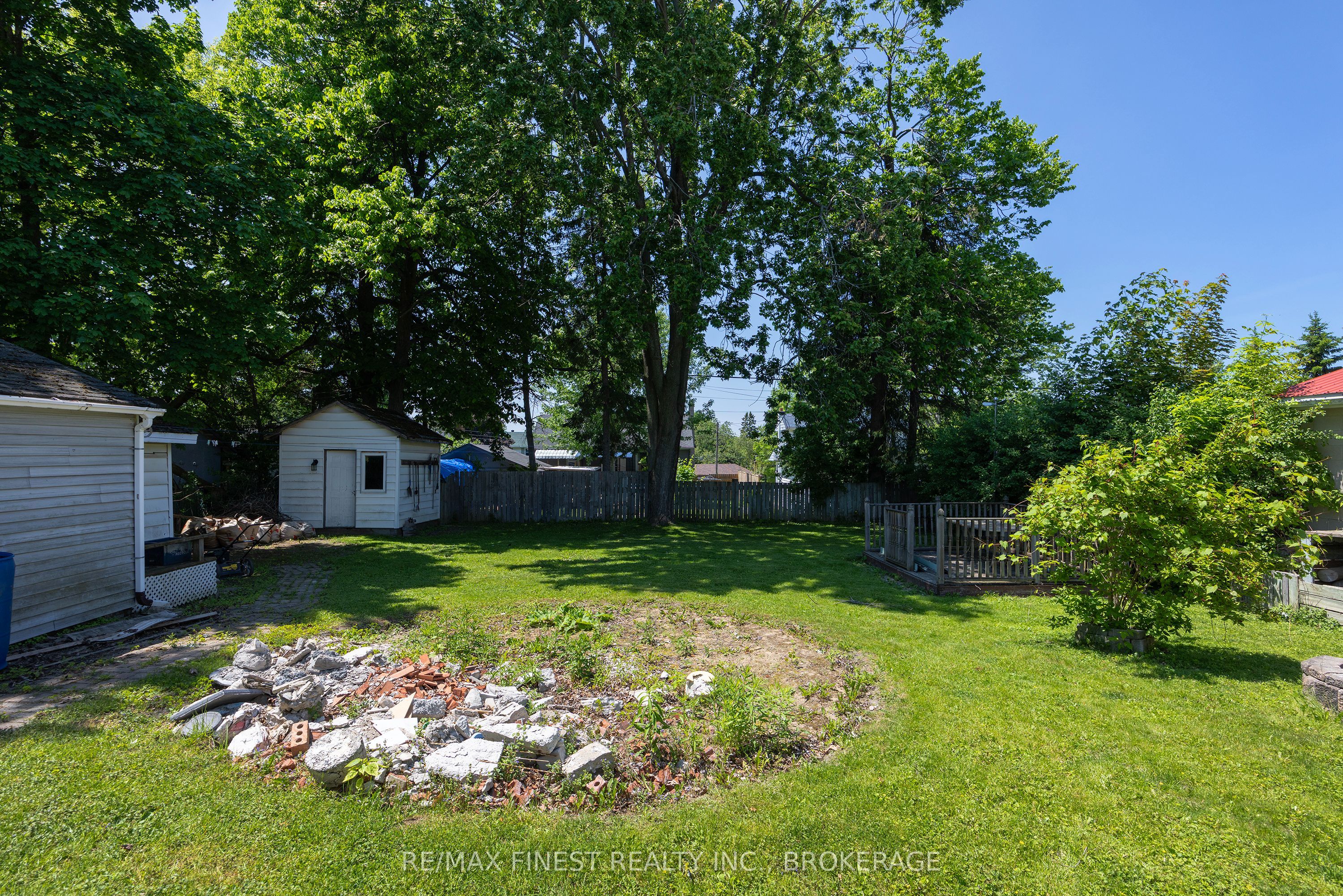 734 Portsmouth Avenue Property Photo 27