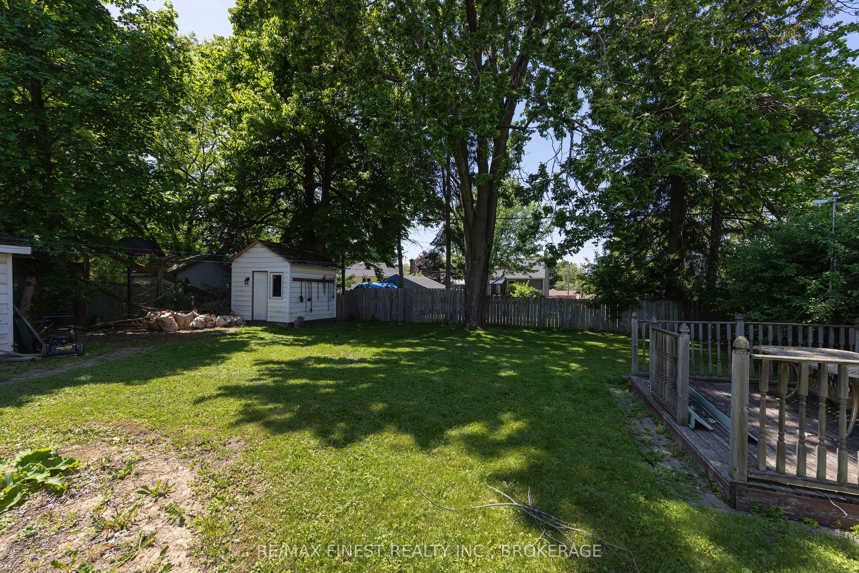 734 Portsmouth Avenue Property Photo 28