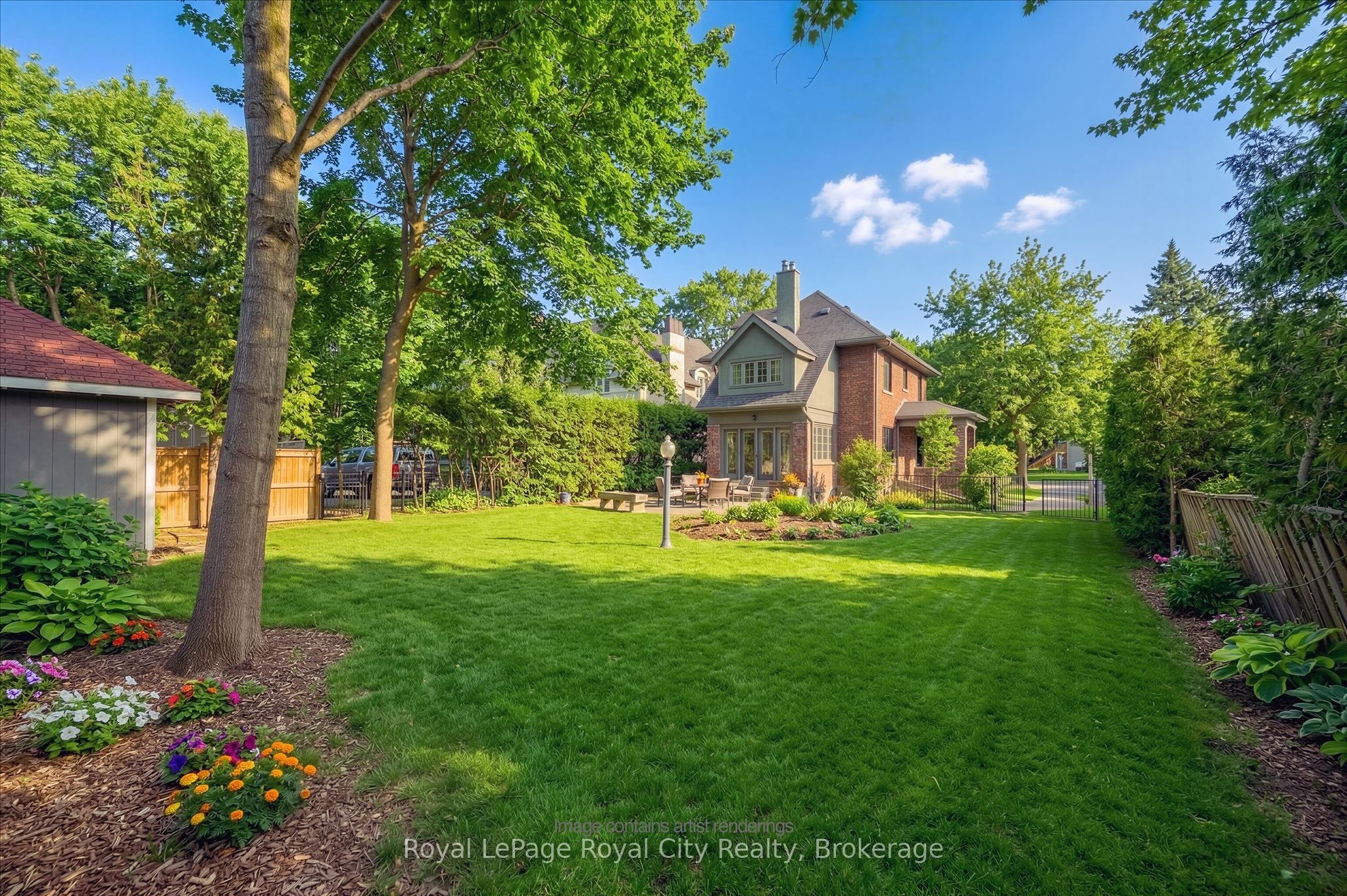 87 University Avenue W Property Photo 42