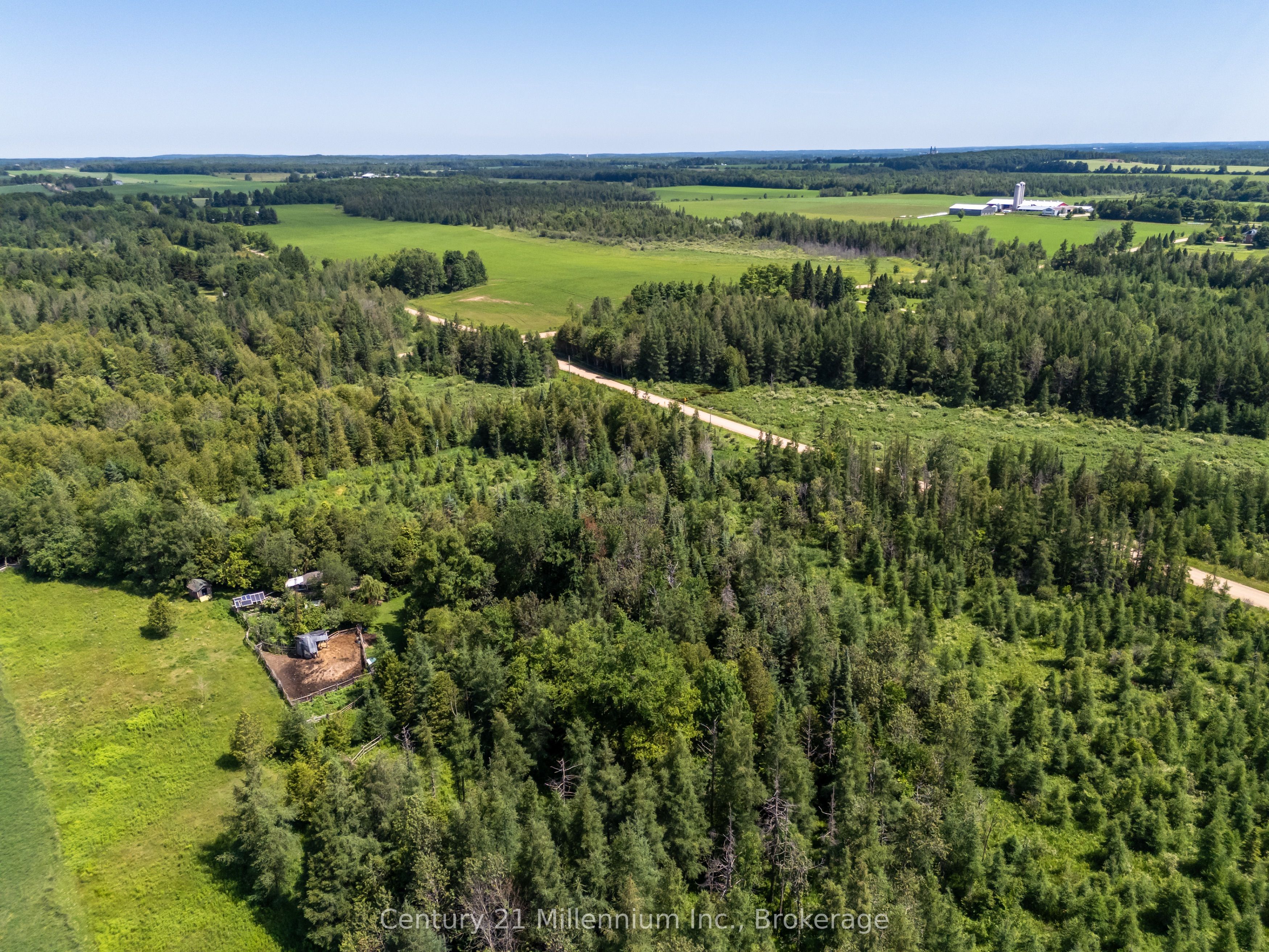 612608 Sideroad 61 Property Photo 43