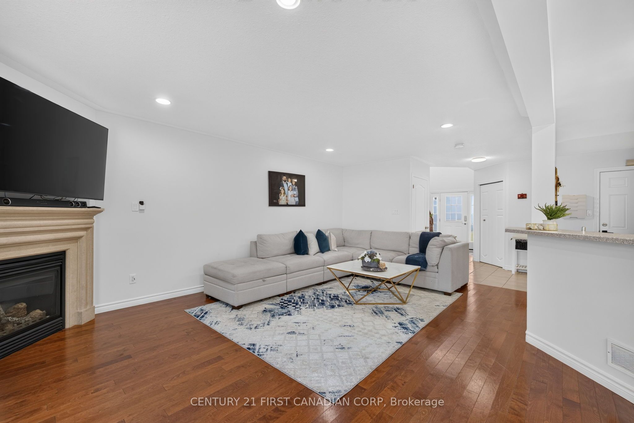 1213 Smither Road Property Photo 10