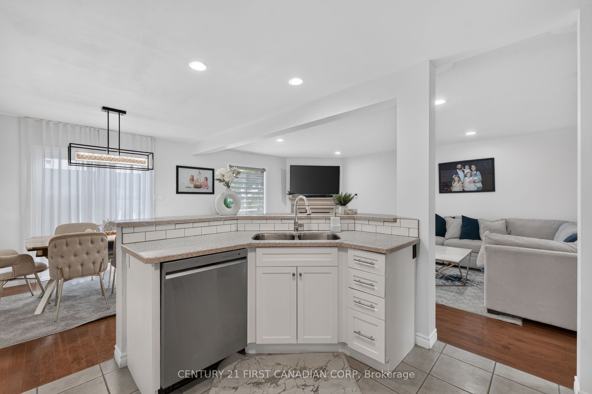1213 Smither Road Property Photo 16