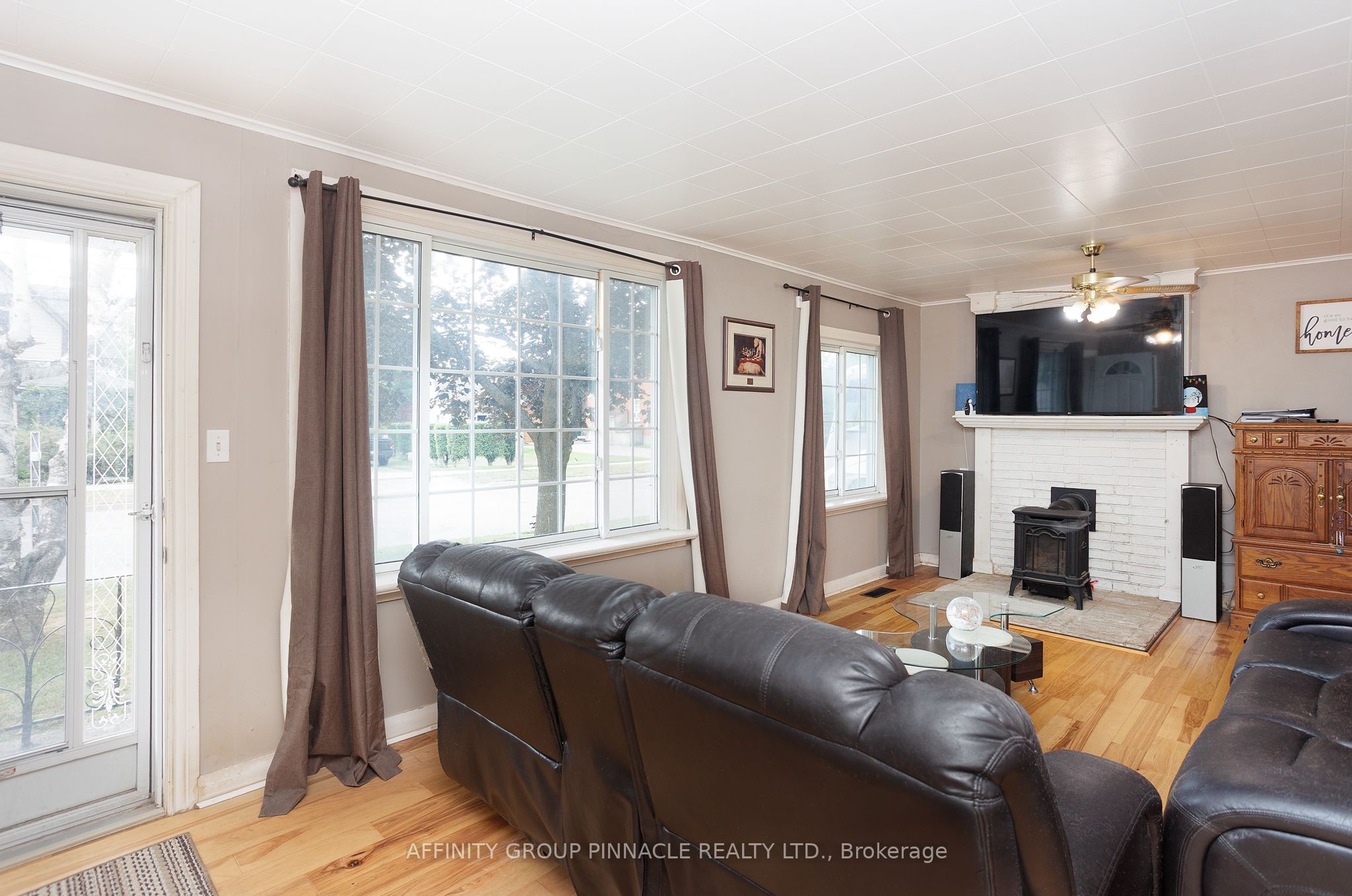 35 Clifton Street Property Photo 8