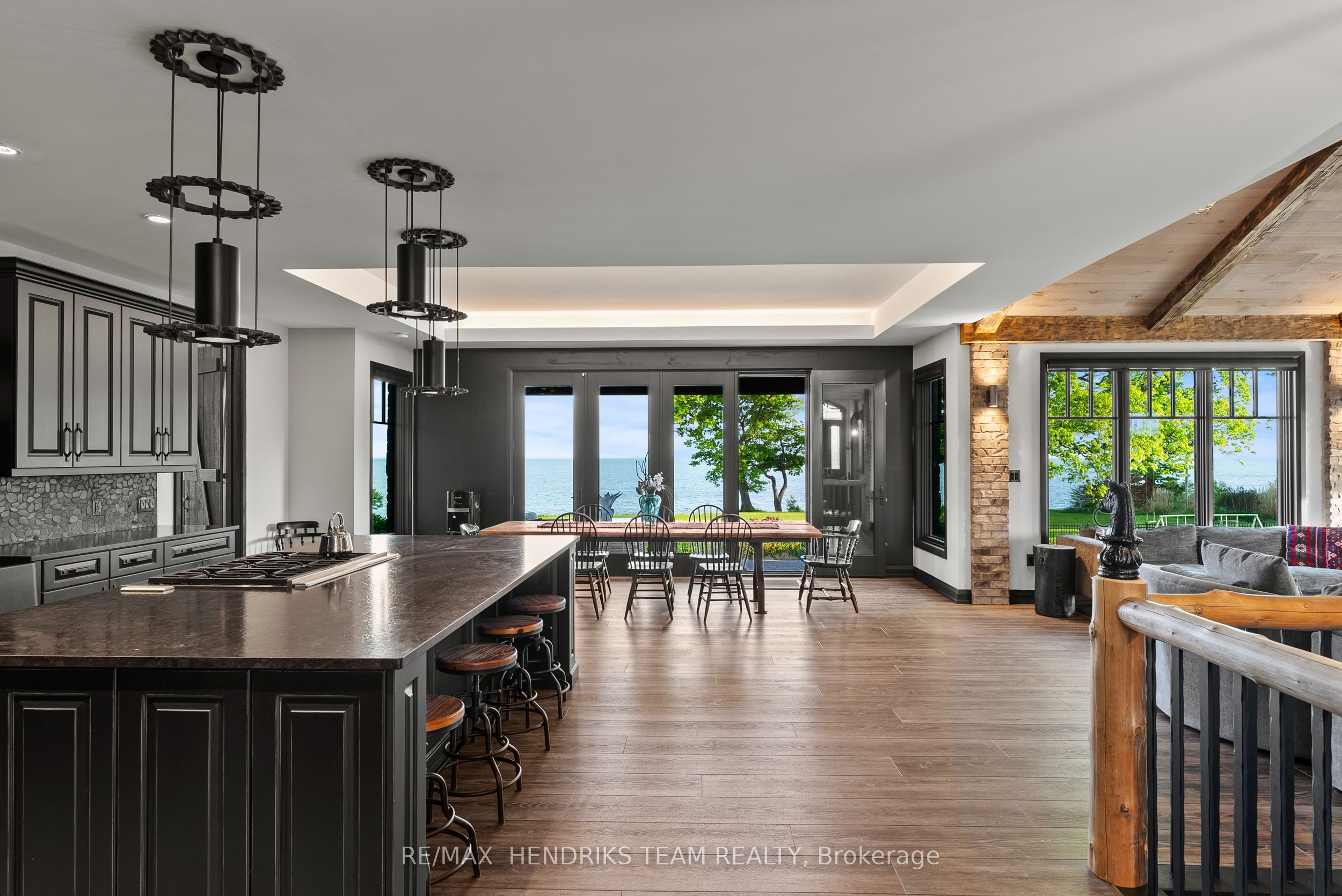 515 Sandy Bay Road Property Photo 8