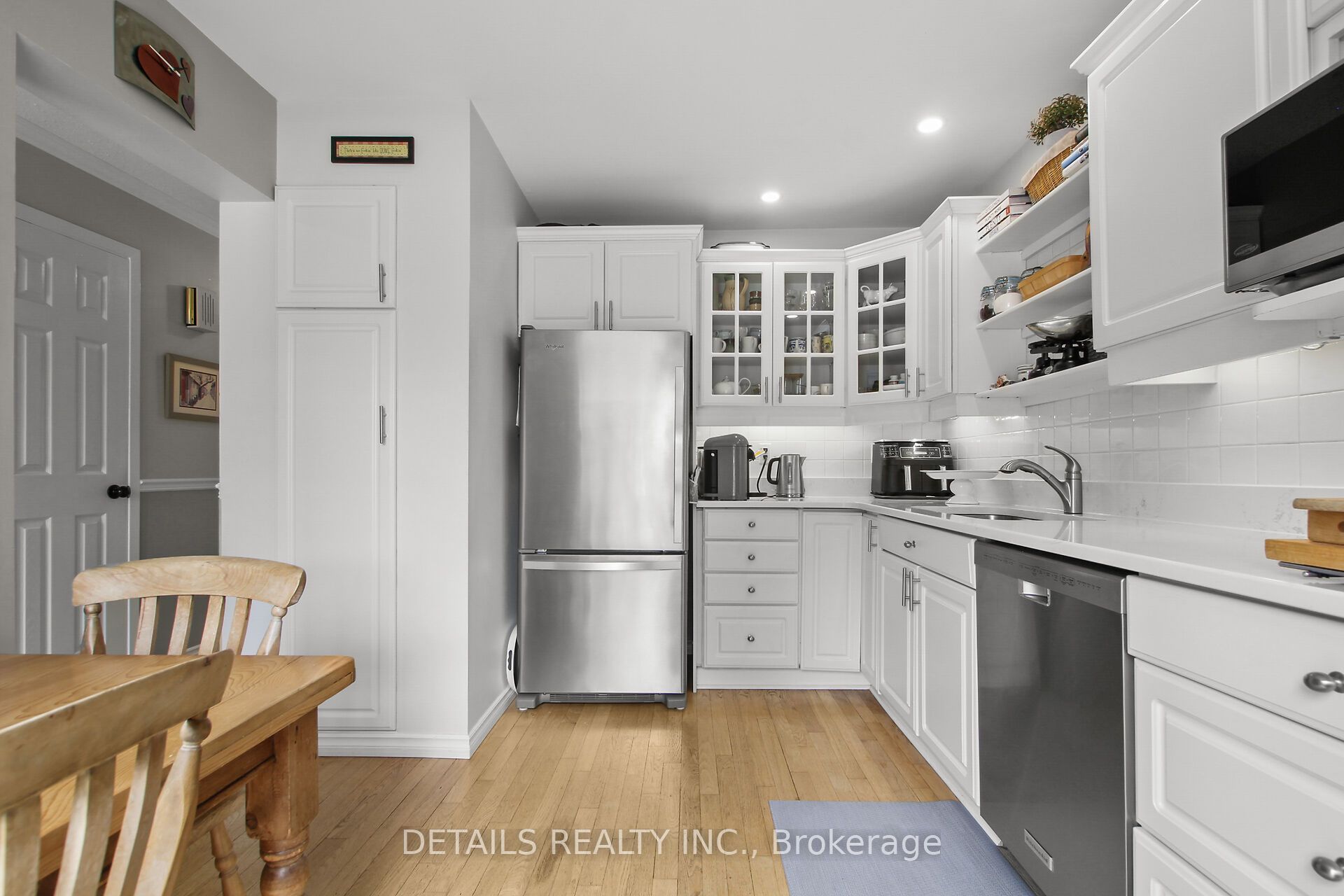 41 Rickey Place Property Photo 10