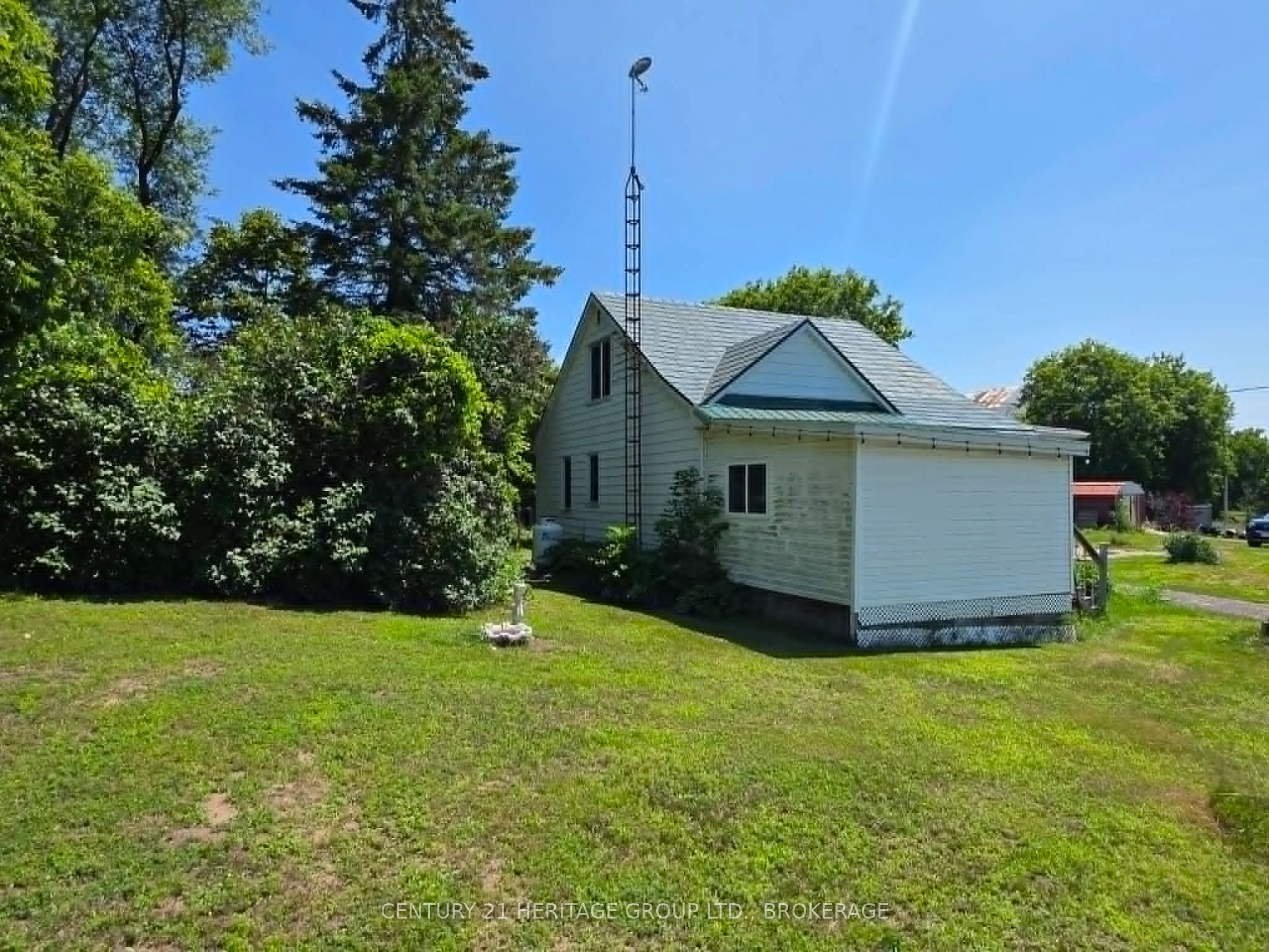 705 Highway 32 Highway Sw Property Photo 3