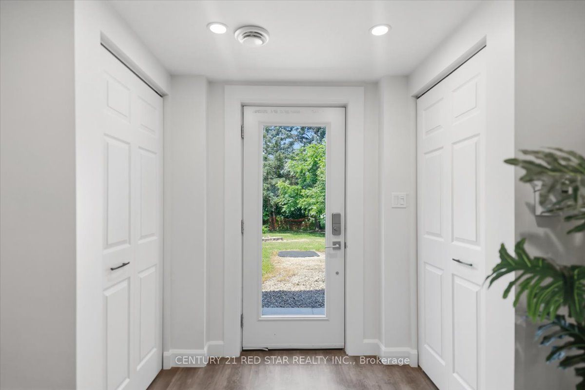 475 Forfar Street E Property Photo 19