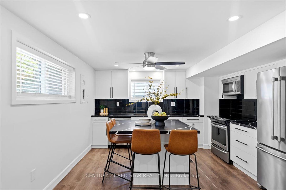 475 Forfar Street E Property Photo 22