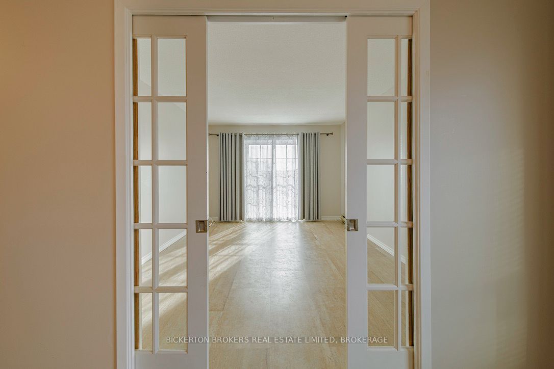 550 Talbot Place 301 Property Photo 13