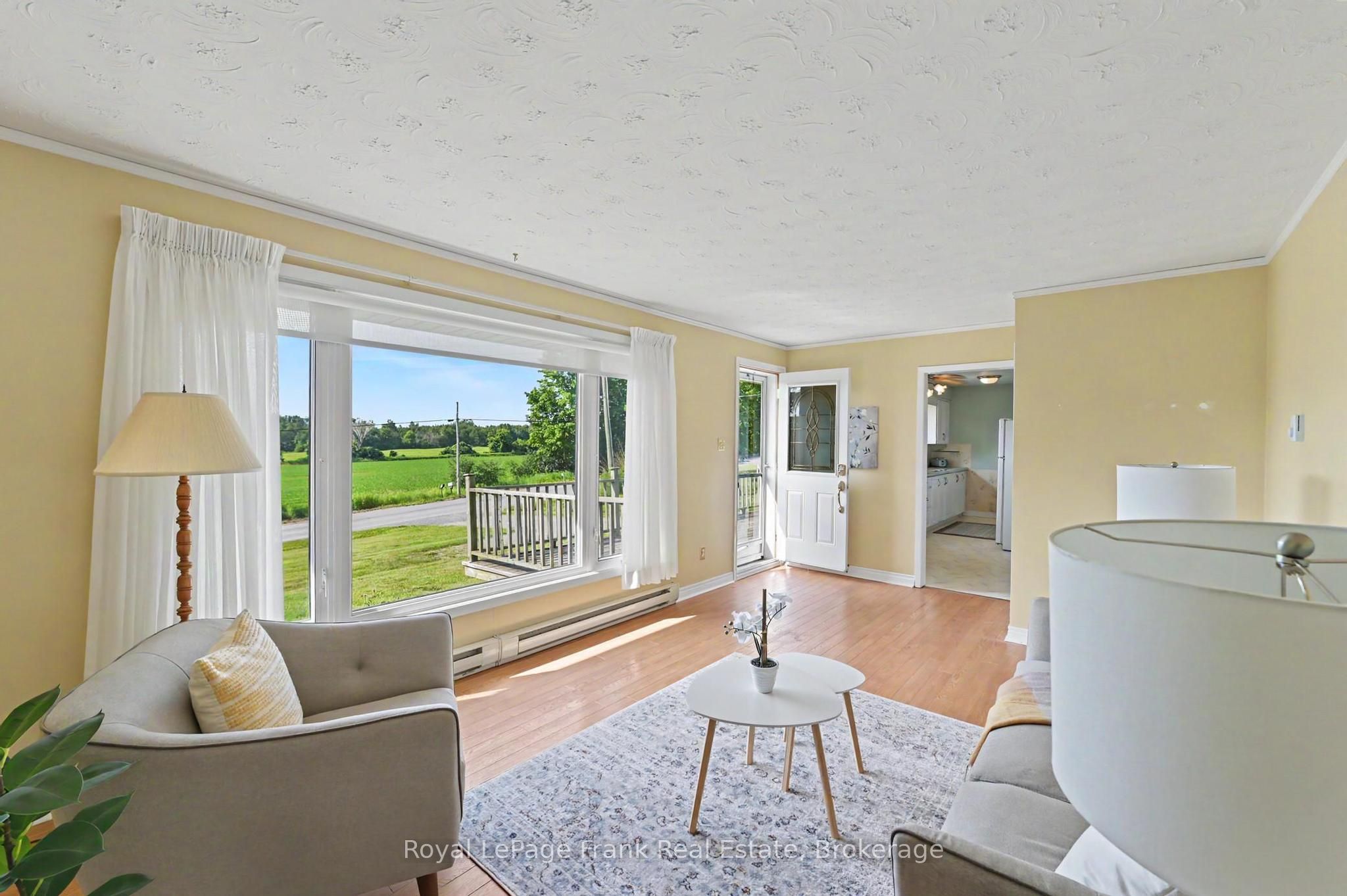 1834 7th Line Property Photo 14