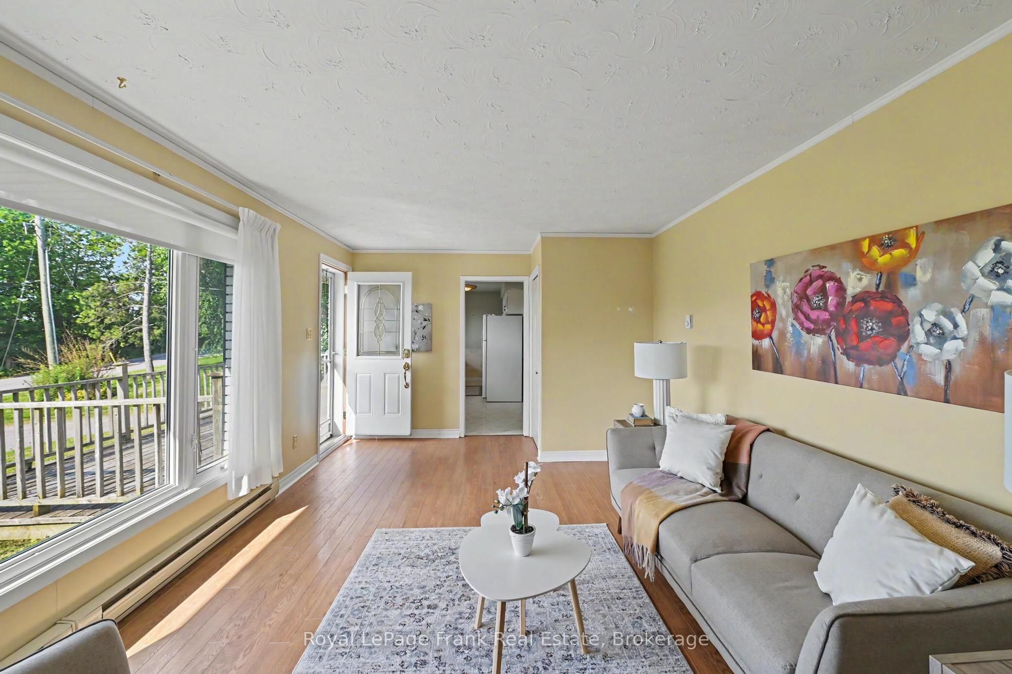 1834 7th Line Property Photo 15