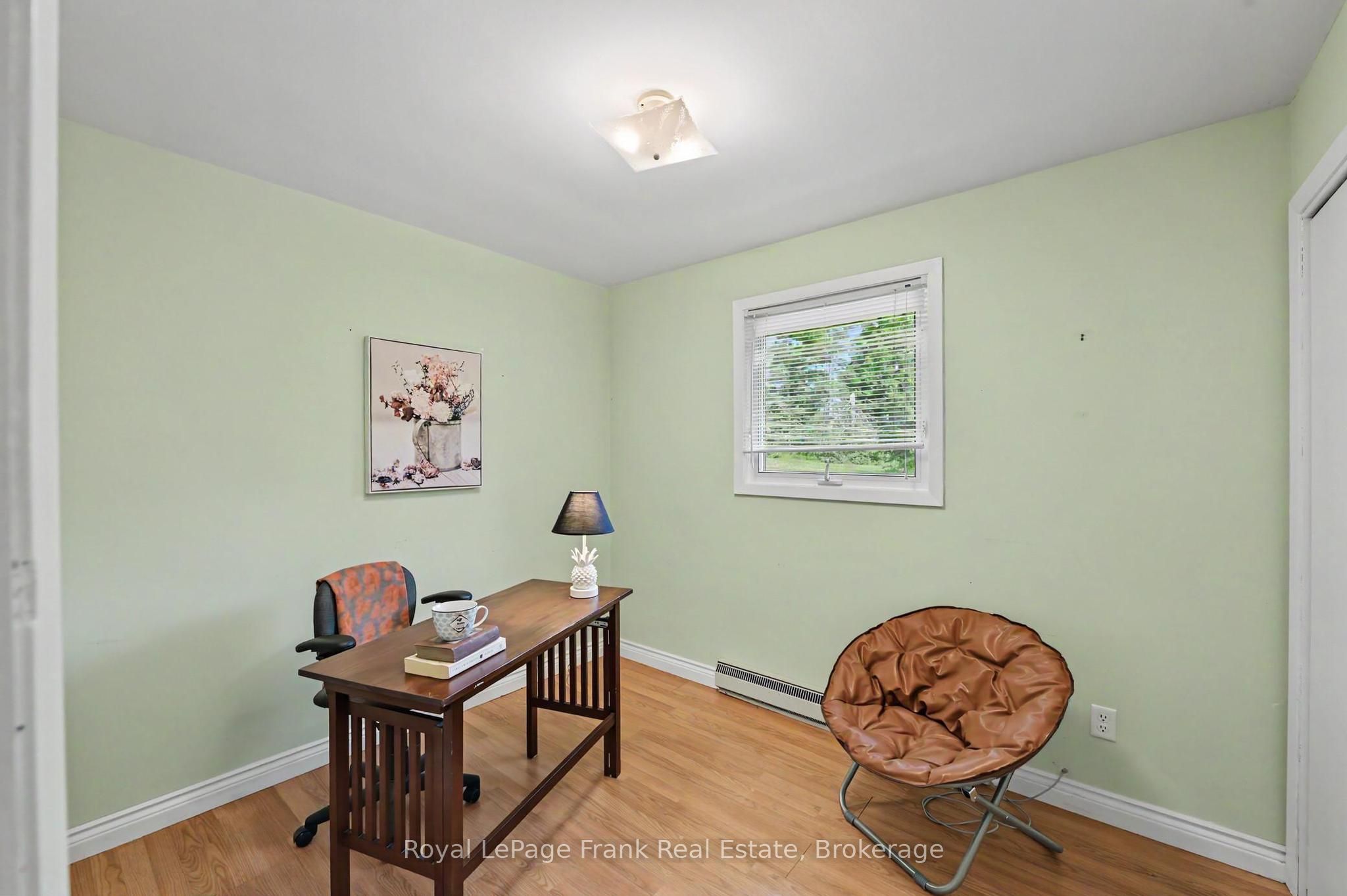 1834 7th Line Property Photo 18