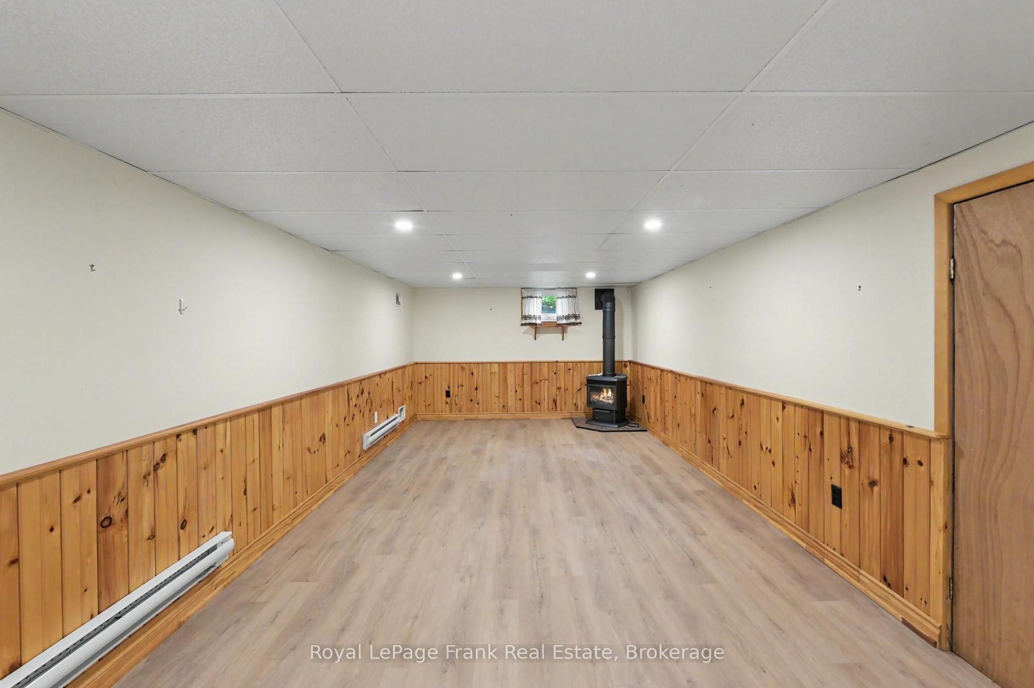 1834 7th Line Property Photo 22
