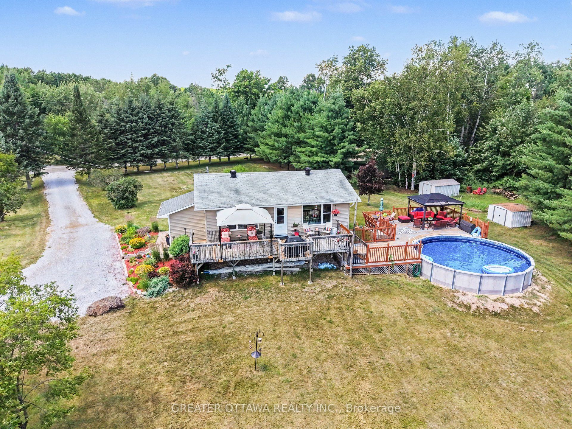 173 Janet Drive Property Photo 3
