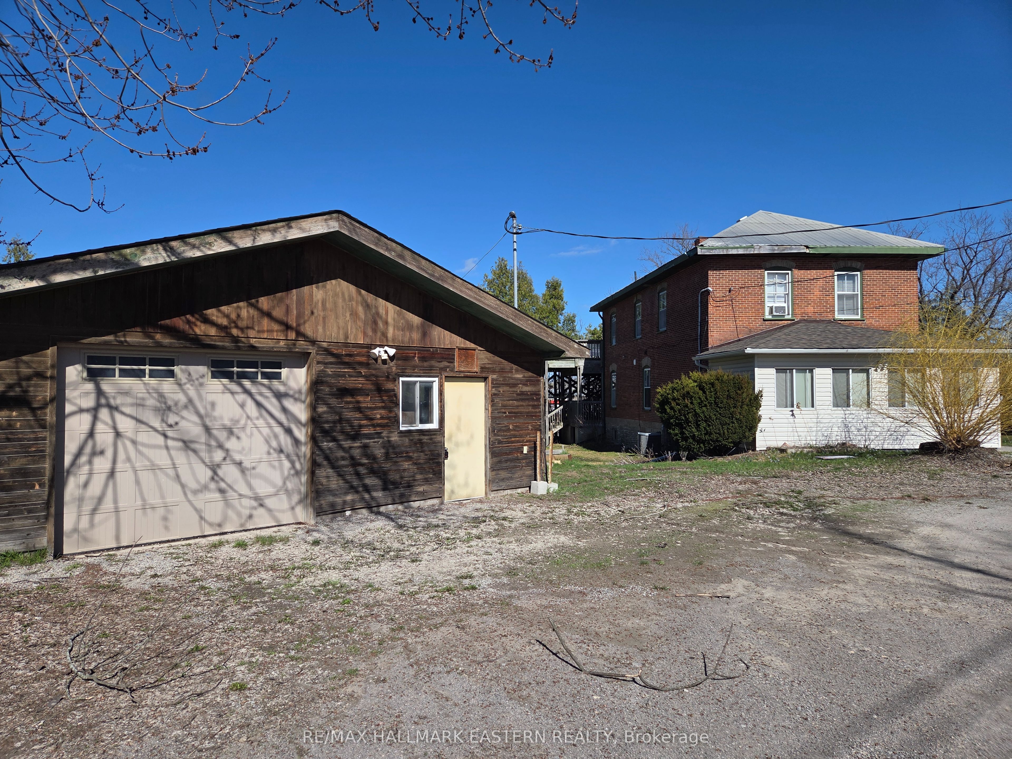 10 Hill Street Property Photo 37
