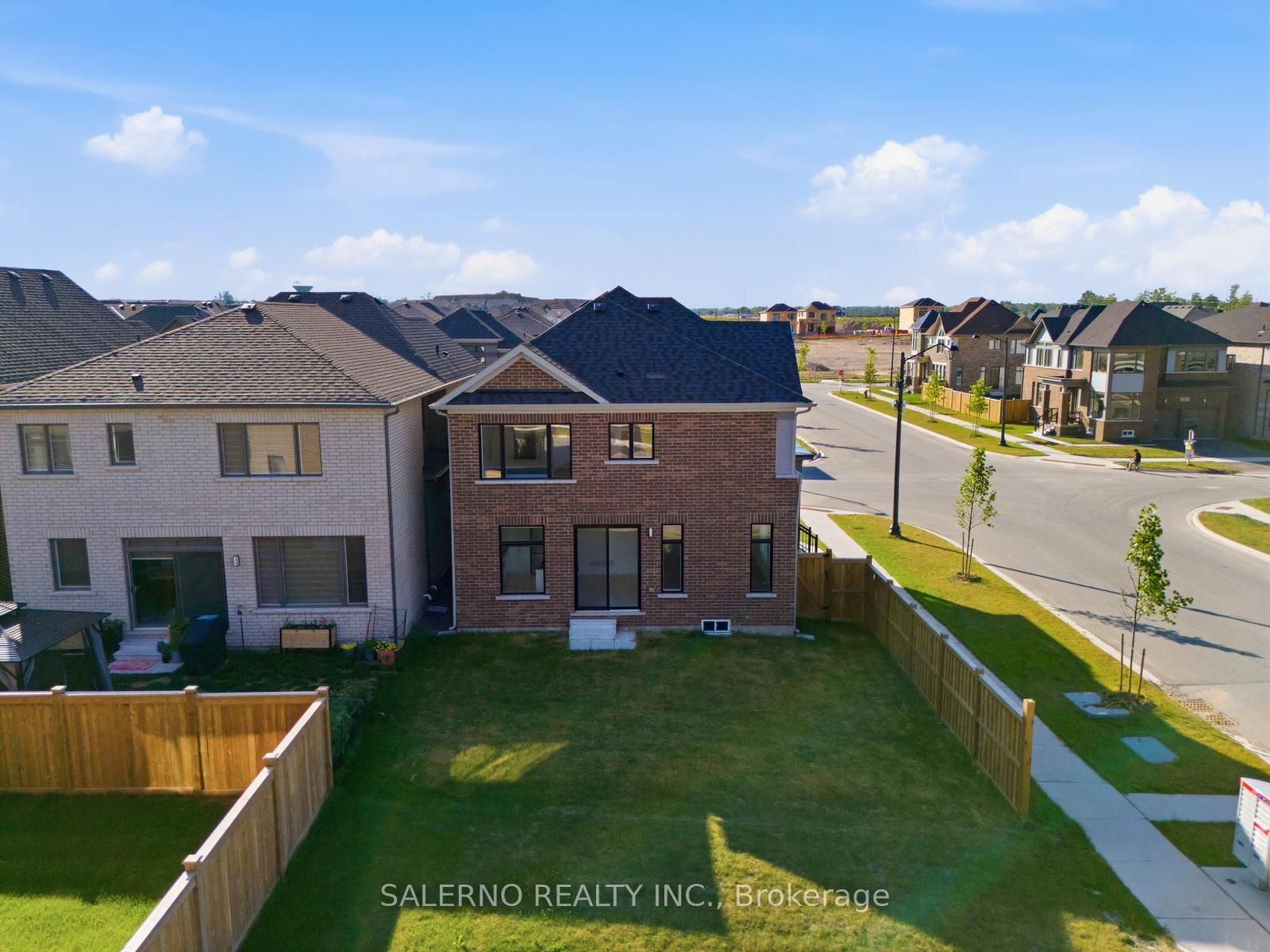 47 Player Drive Property Photo 45