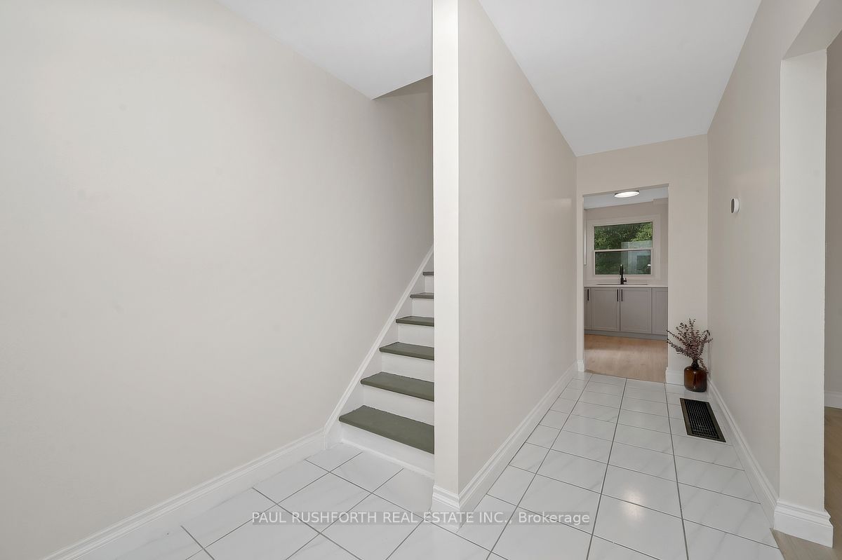 2418 Clementine Boulevard Property Photo 4