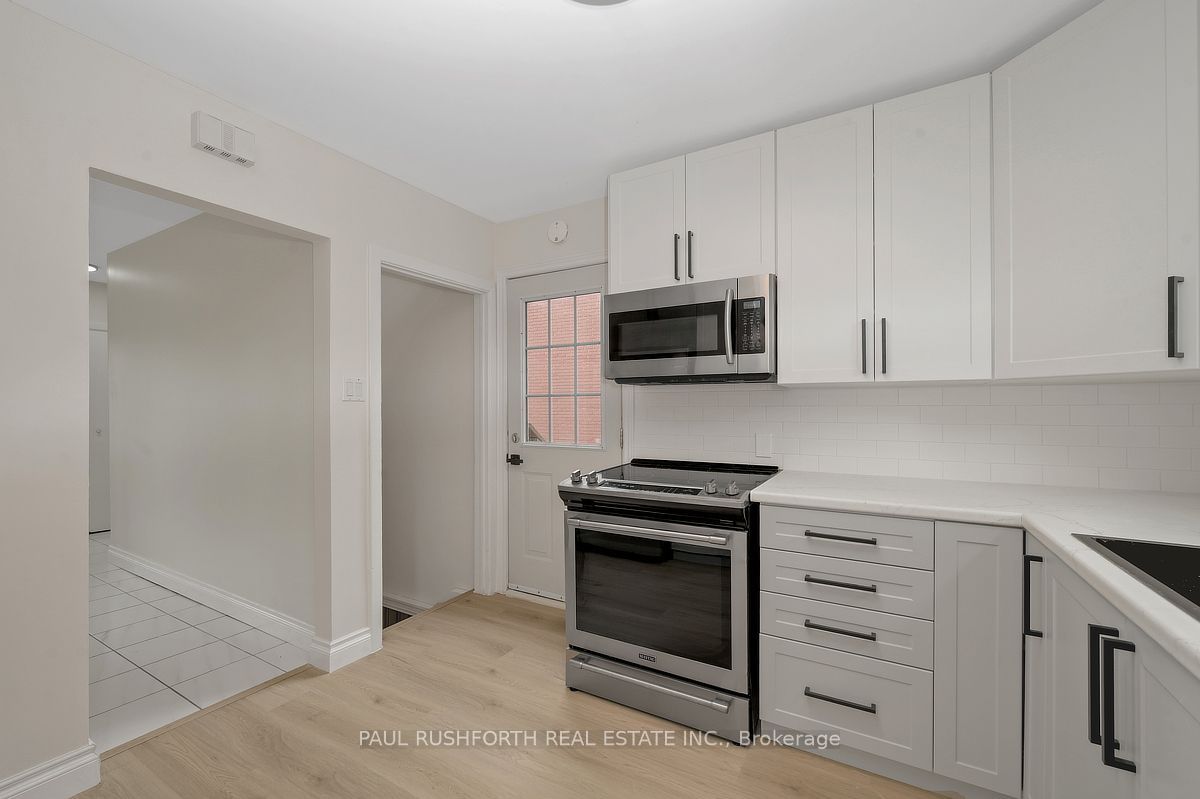 2418 Clementine Boulevard Property Photo 12