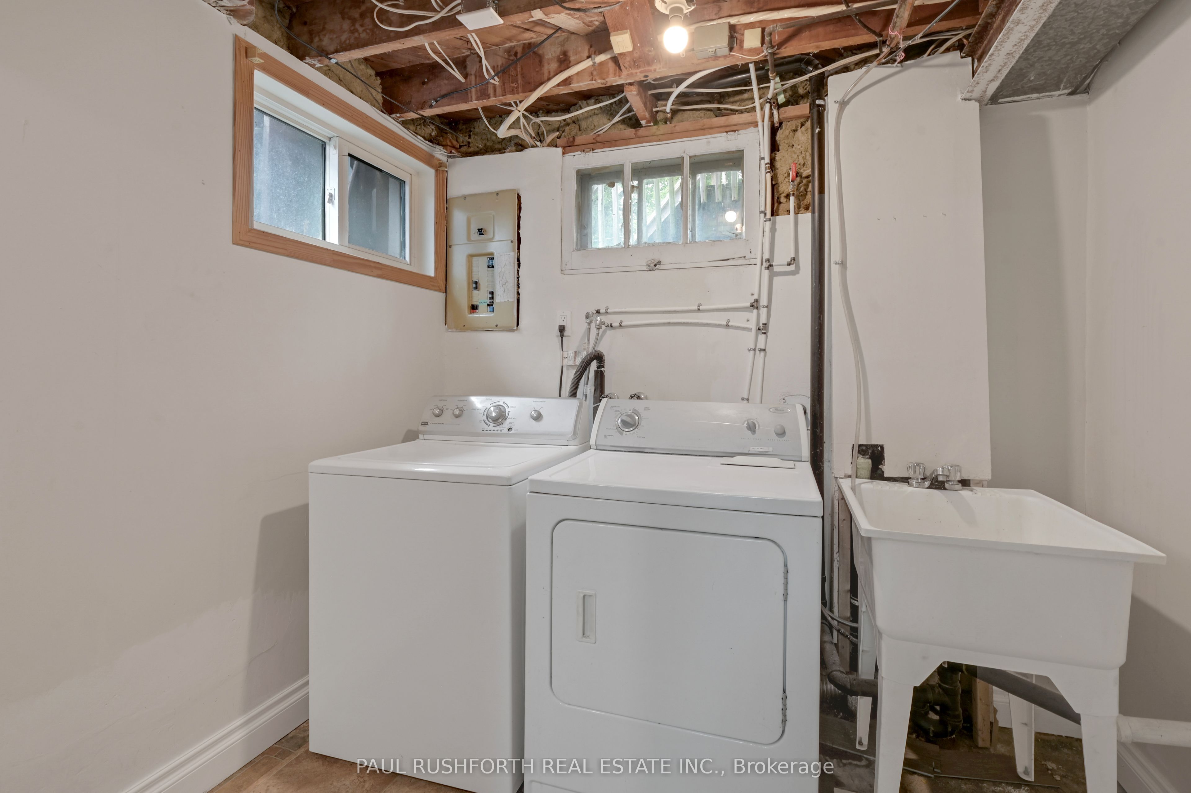 2418 Clementine Boulevard Property Photo 23