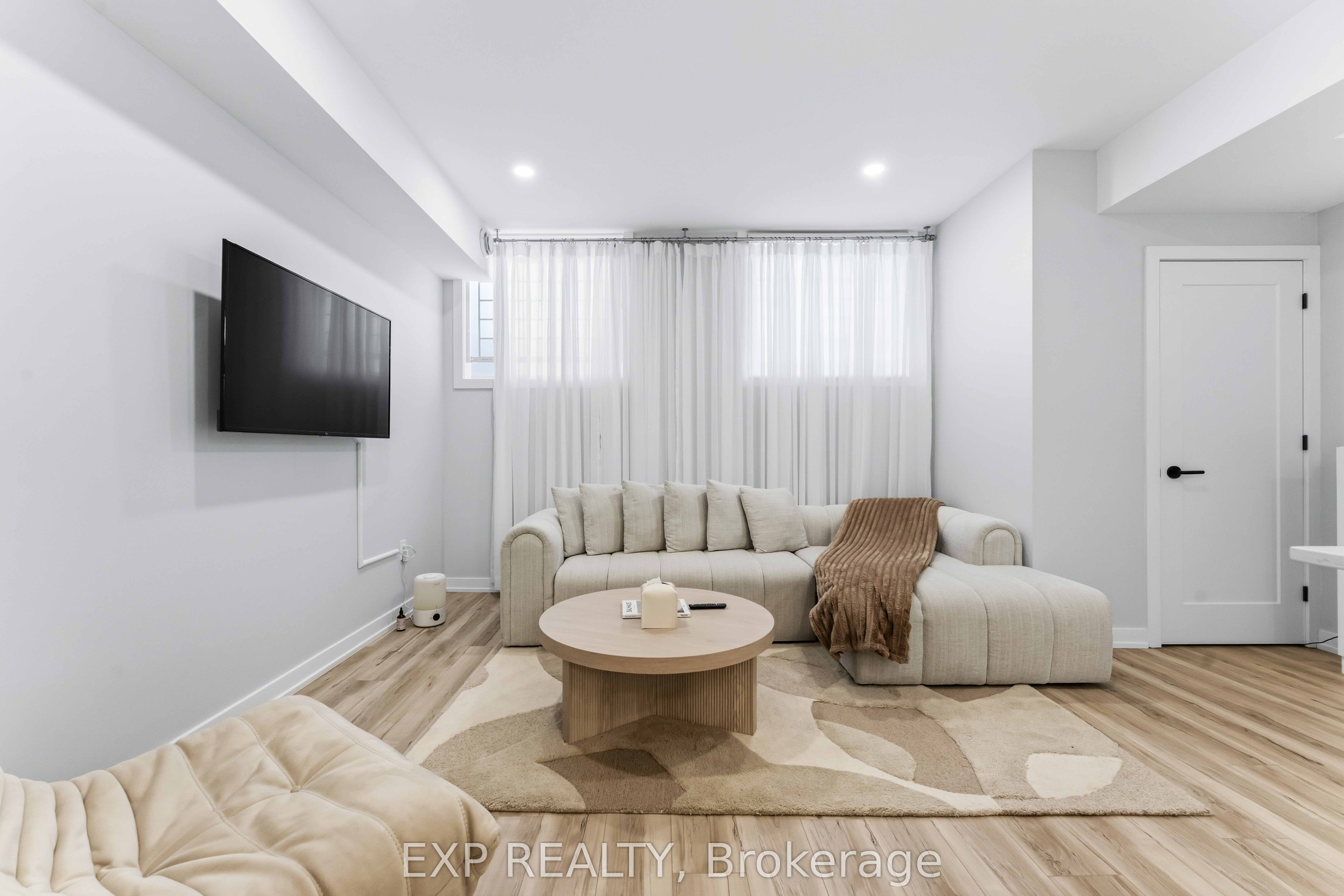 182 Murray Street Property Photo 6