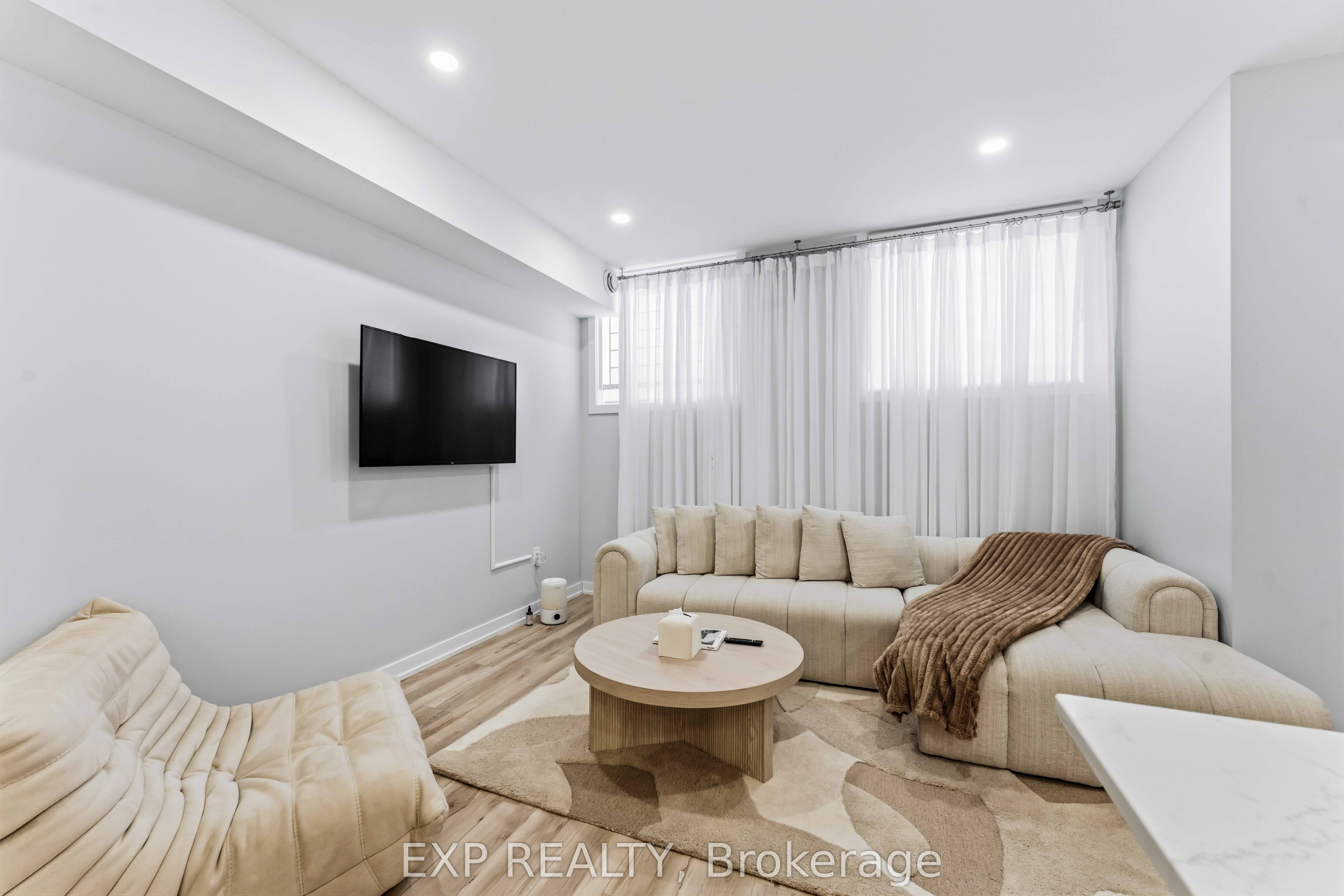 182 Murray Street Property Photo 7