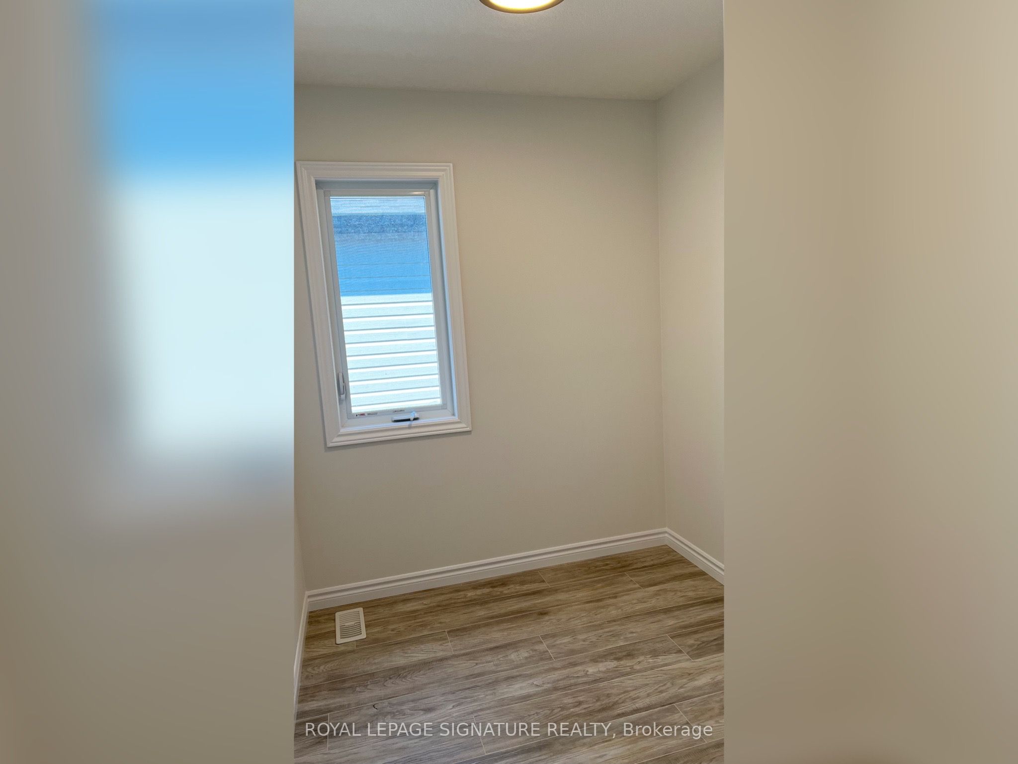 3128 Turner Crescent Property Photo 14