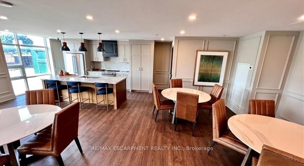 450 Dundas Street 1204 Property Photo 28