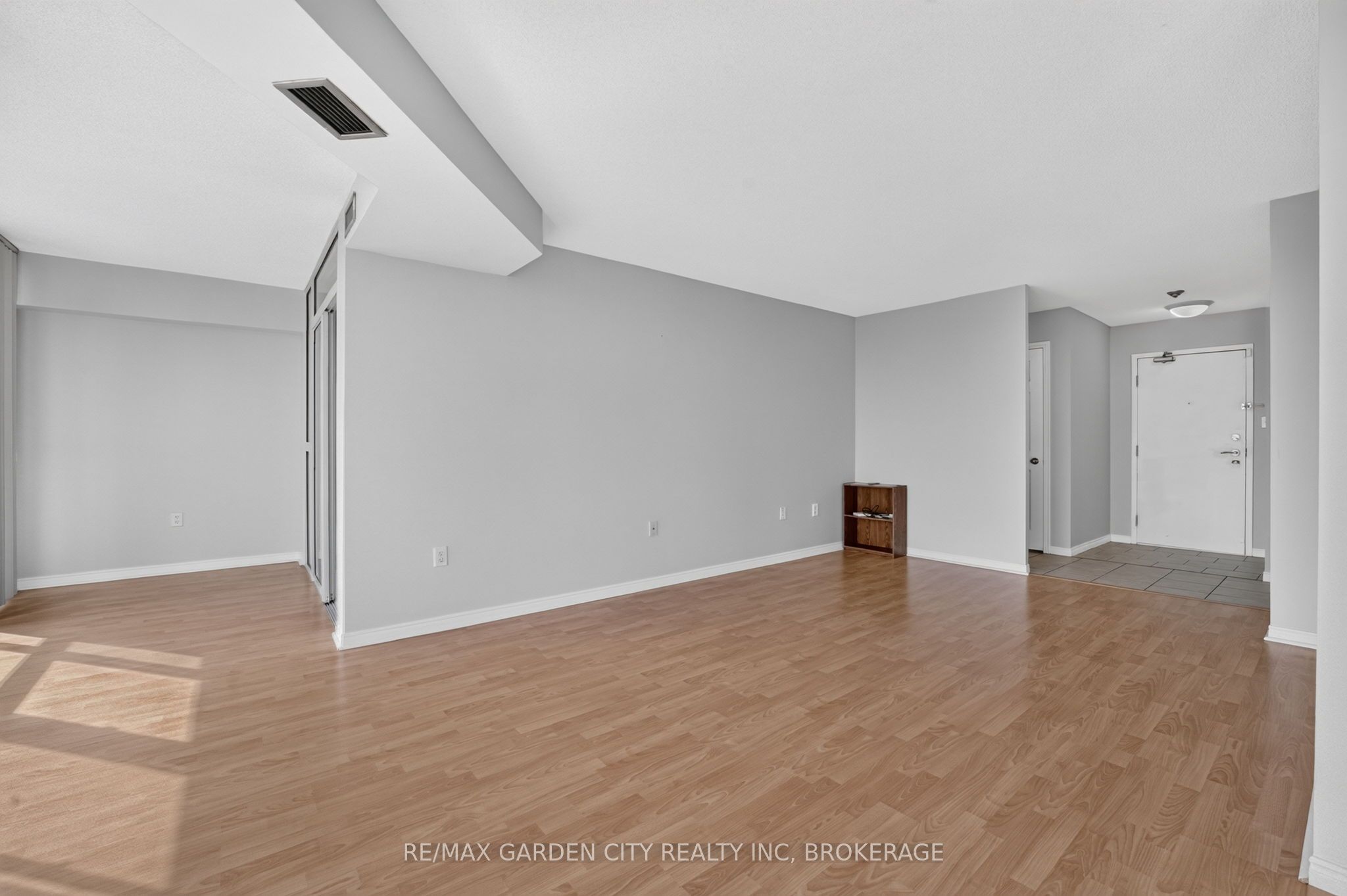 162 Martindale Road 704 Property Photo 13