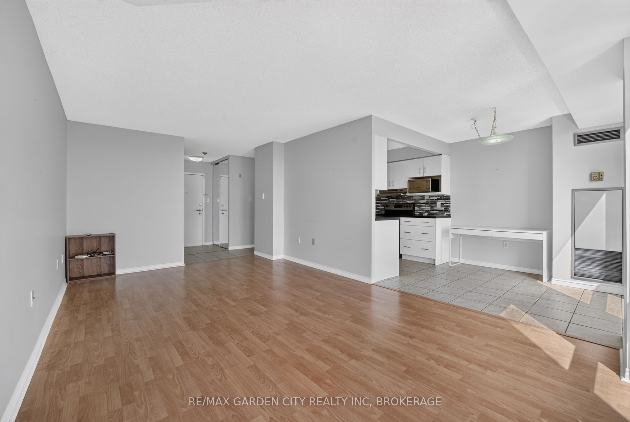 162 Martindale Road 704 Property Photo 14
