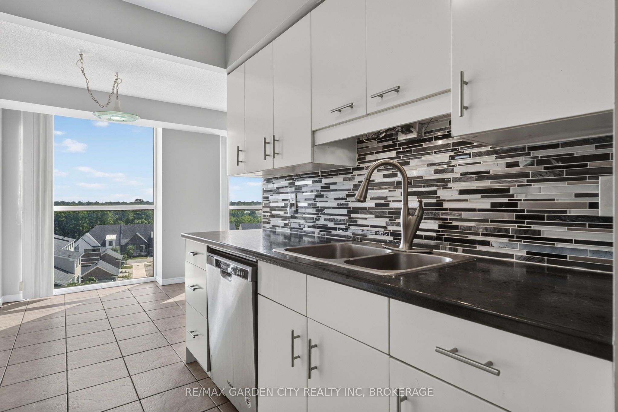 162 Martindale Road 704 Property Photo 20