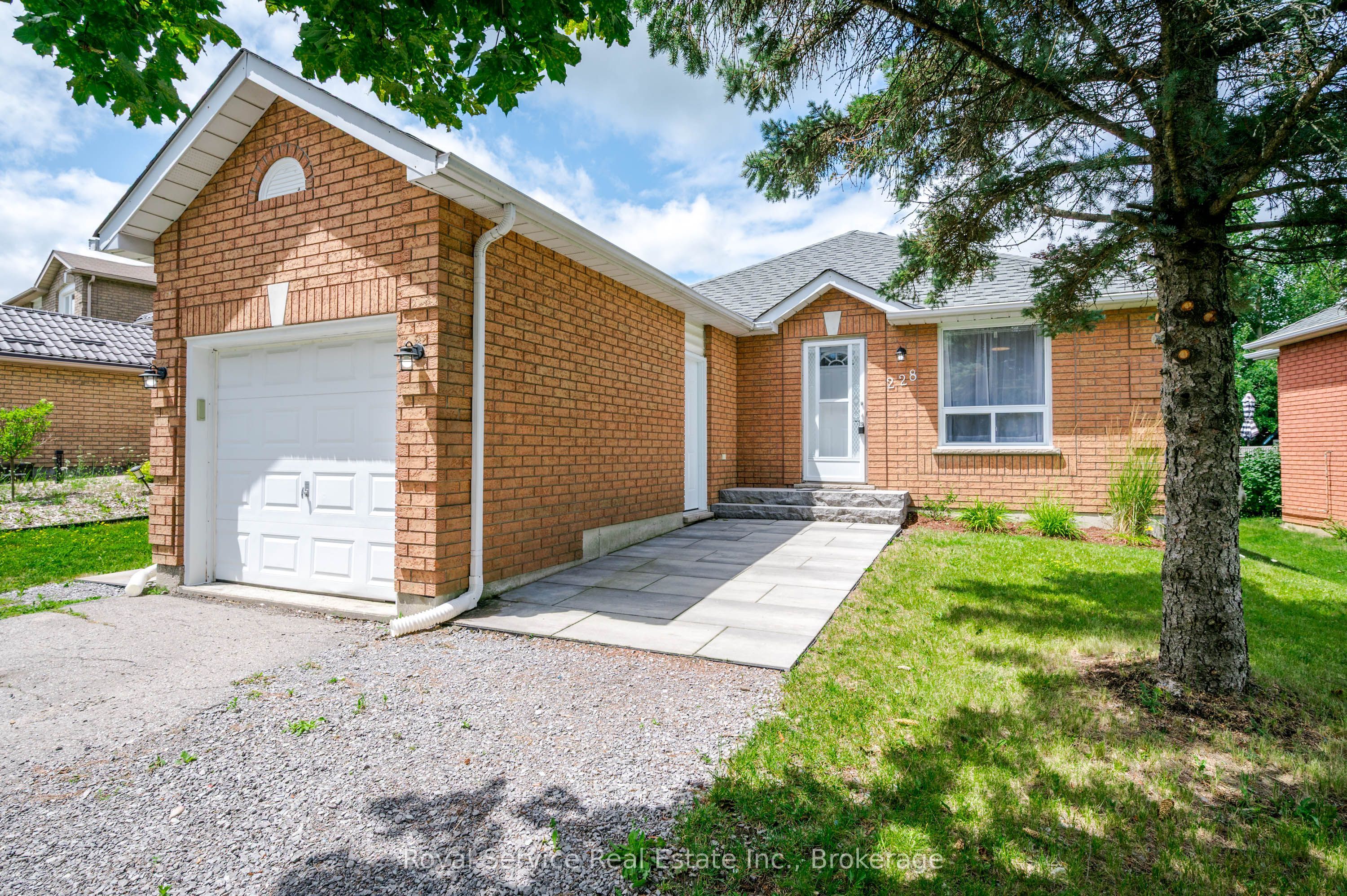 228 Towerhill Road Property Photo 1