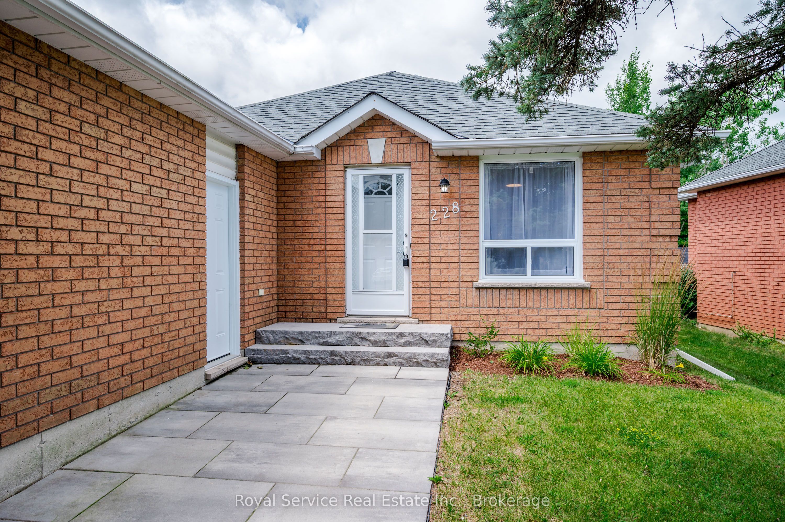 228 Towerhill Road Property Photo 5