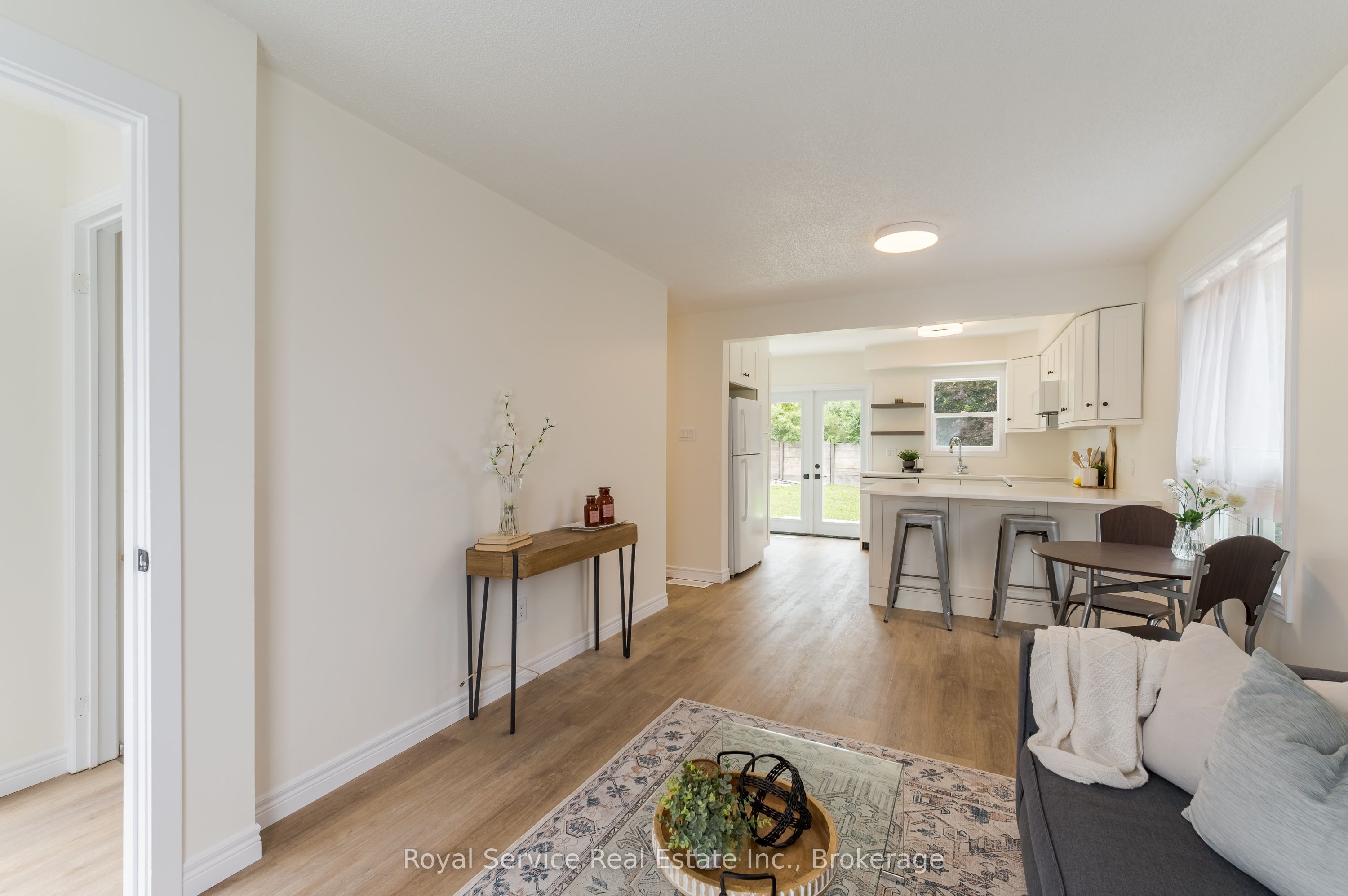 228 Towerhill Road Property Photo 8